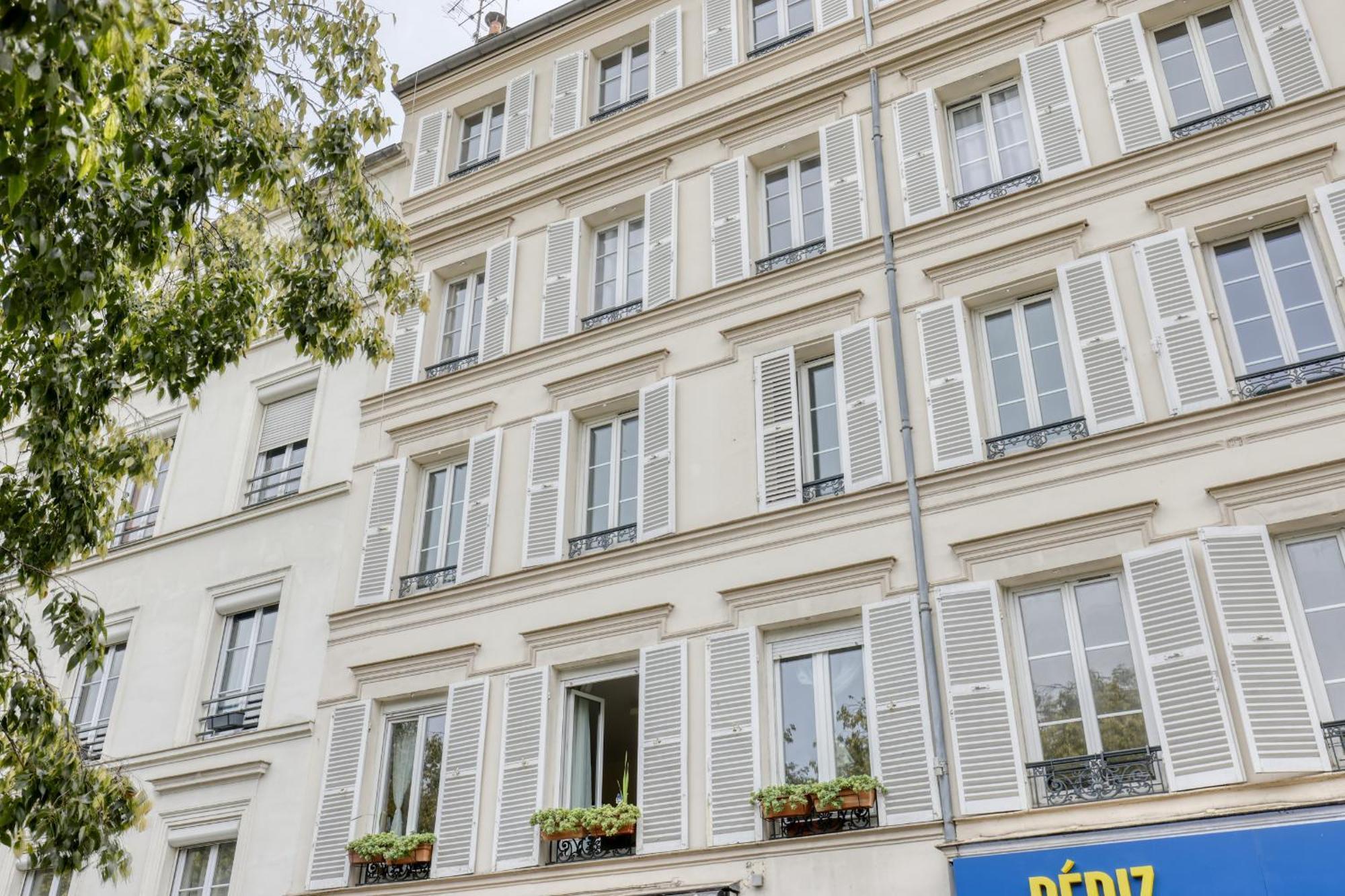 Apartment New And Quiet 1 Bdr Flat In The Heart Of 12 Paris