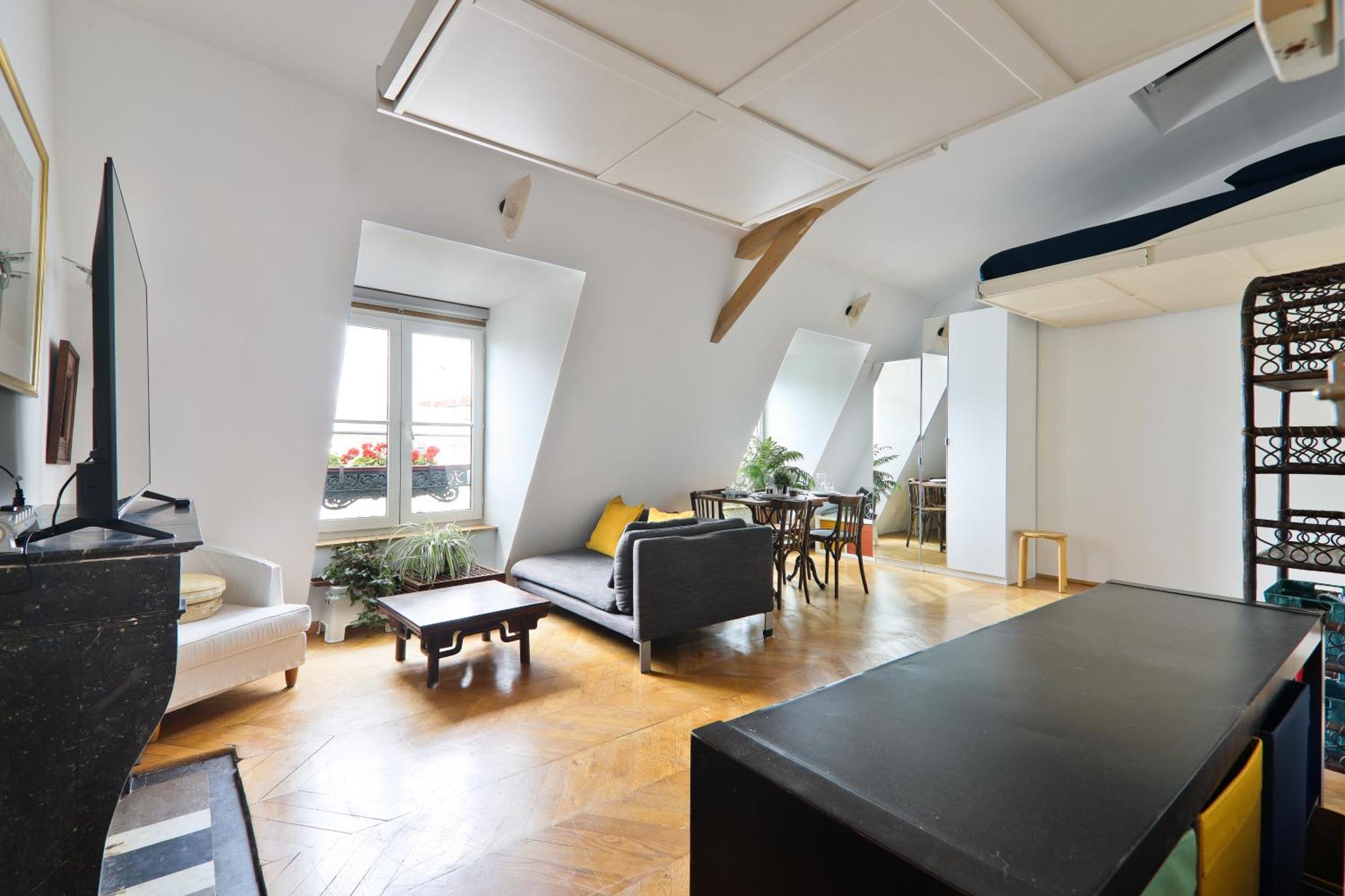 Quartier Pantheon 3 Free Netflix Apartment