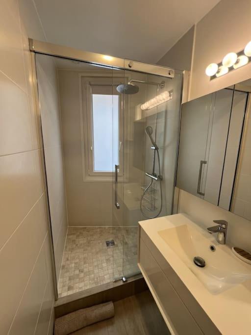 Arc De Triomphe 65 M2 Apartment Paris