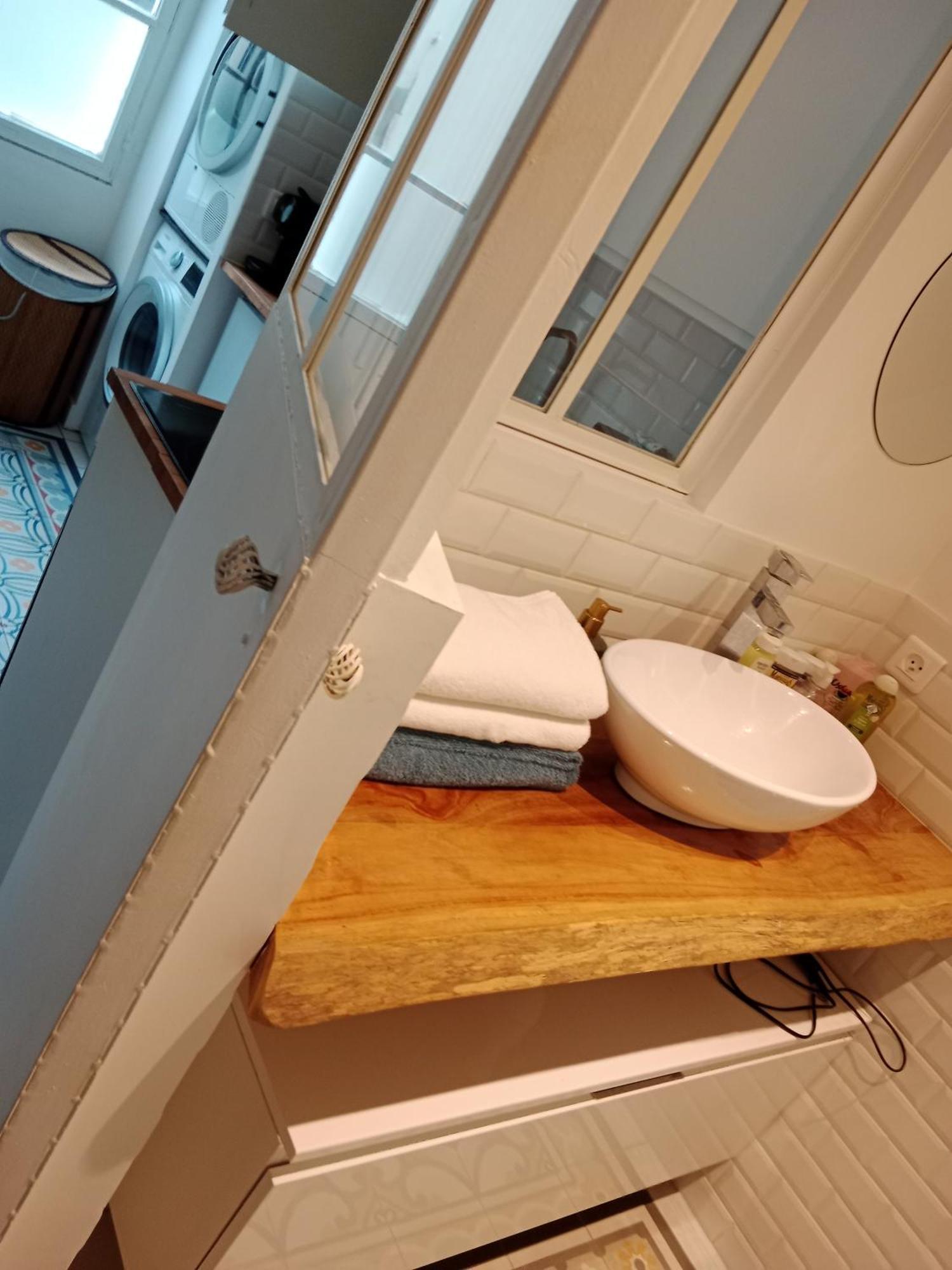 A 9 Min Du Palais De L'elysee, Appartement