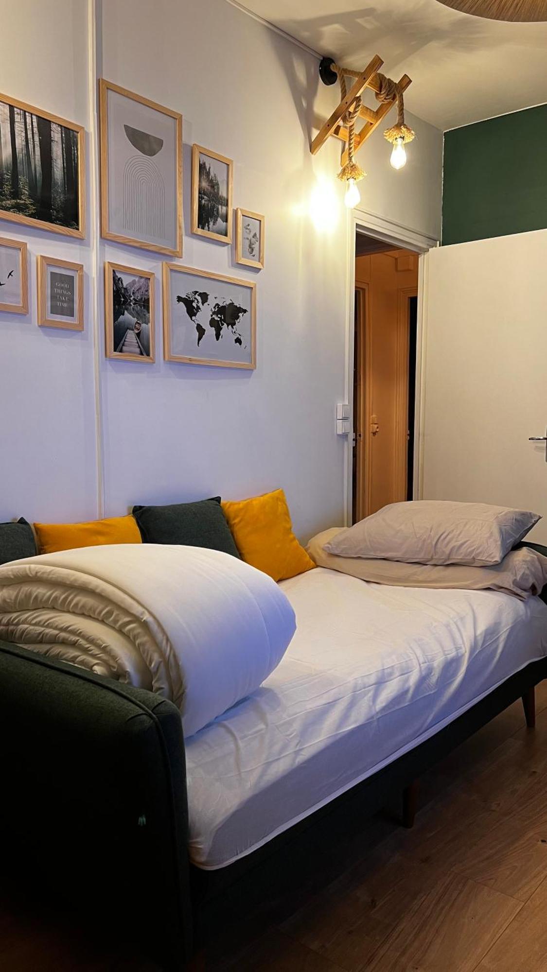 Apartment Un A Cote De La Cite Florale *