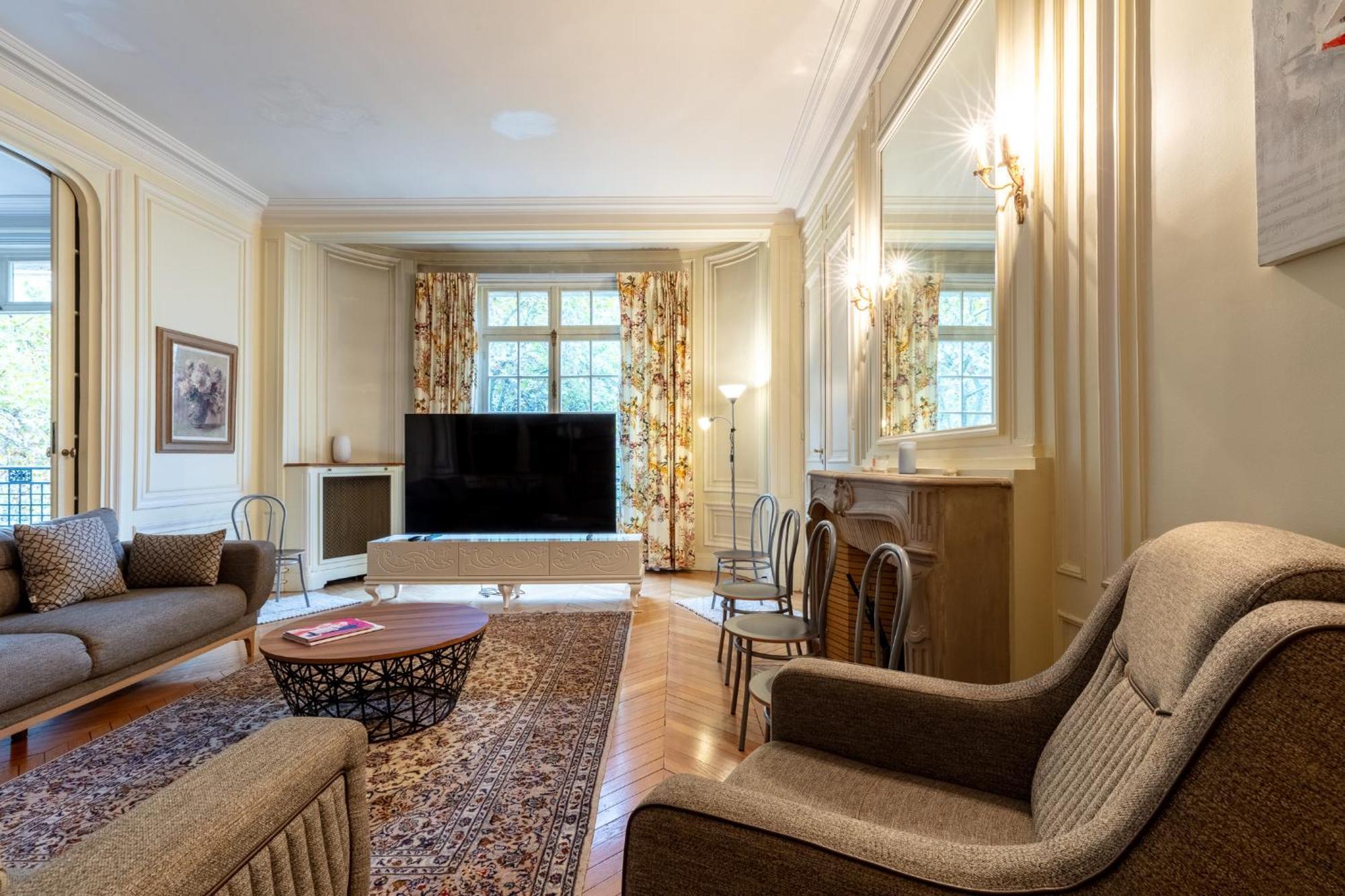 Appartement Avenue Niel - Spacieux Paris