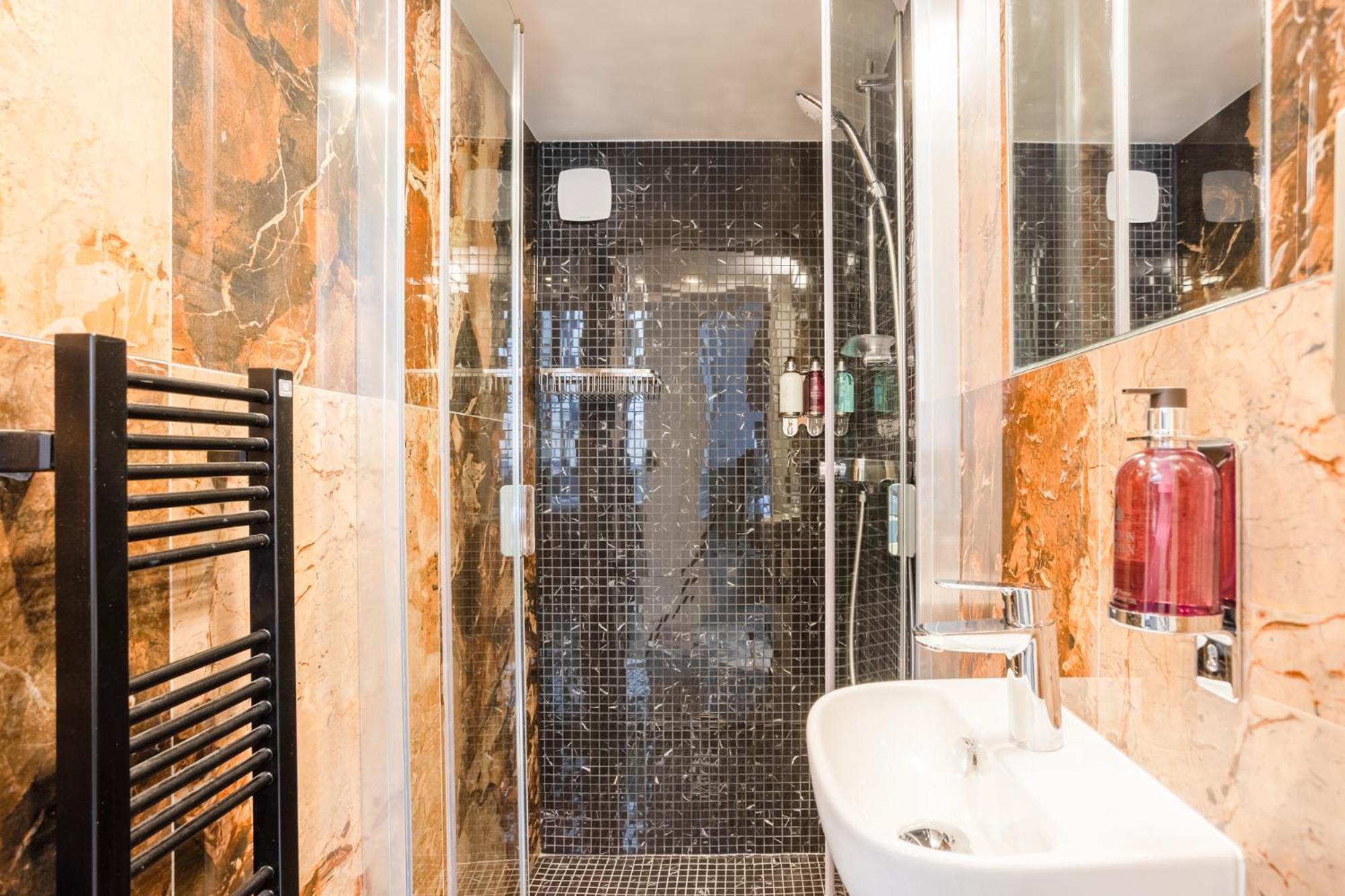 Luxury 3 Bedrooms 2 Bathrooms - Ile Saint-louis Paris