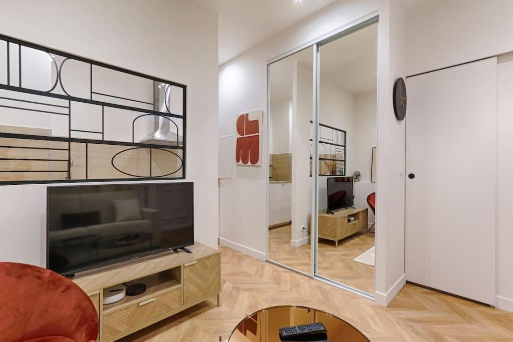 Cambodge Pere Lachaise Cosy 2p Apartment Paris