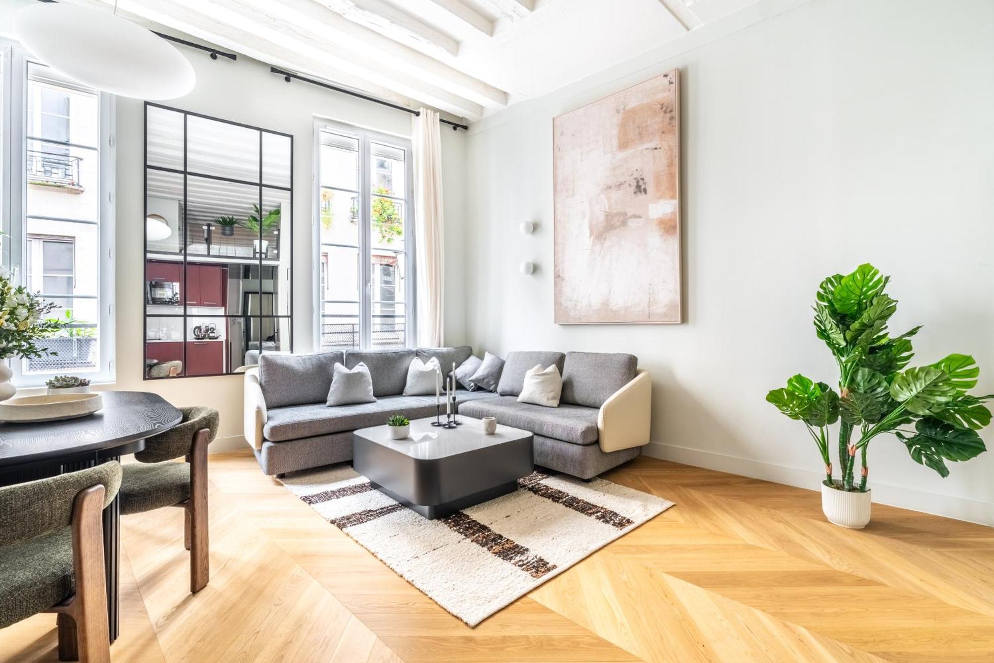 Luxury Apartement, Center Of