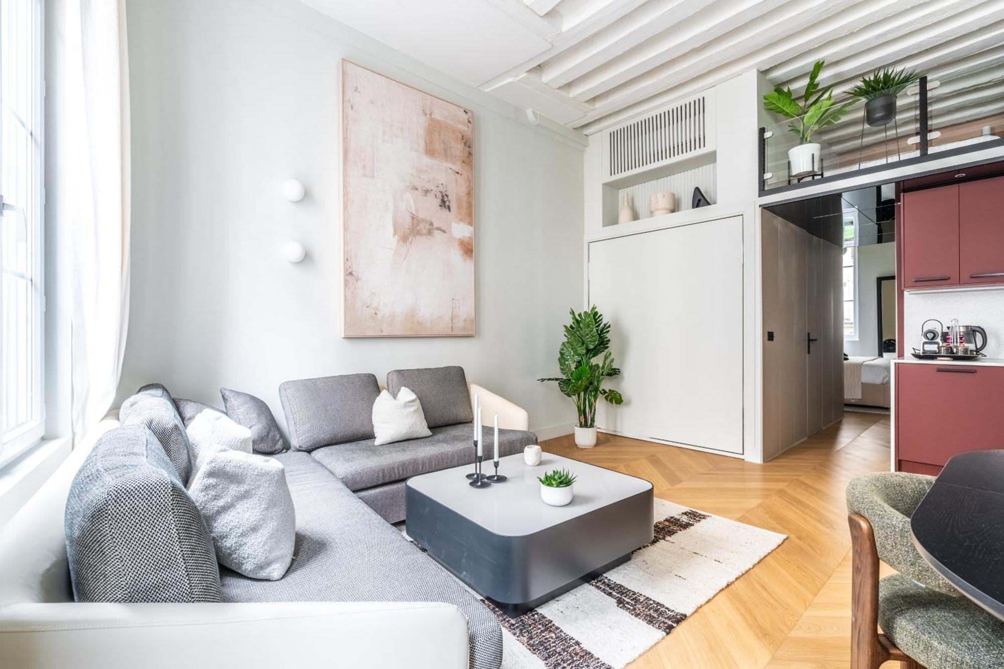 Luxury Apartement, Center Of Apartment