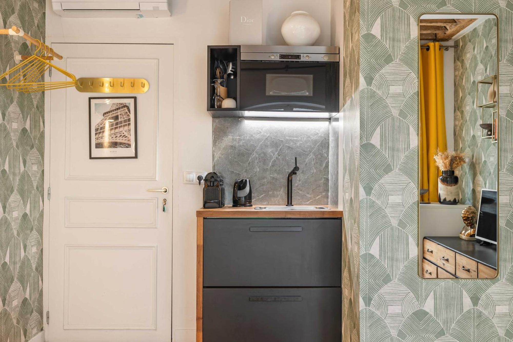 Apartment Superb Historical Next To Louvre And Opera
