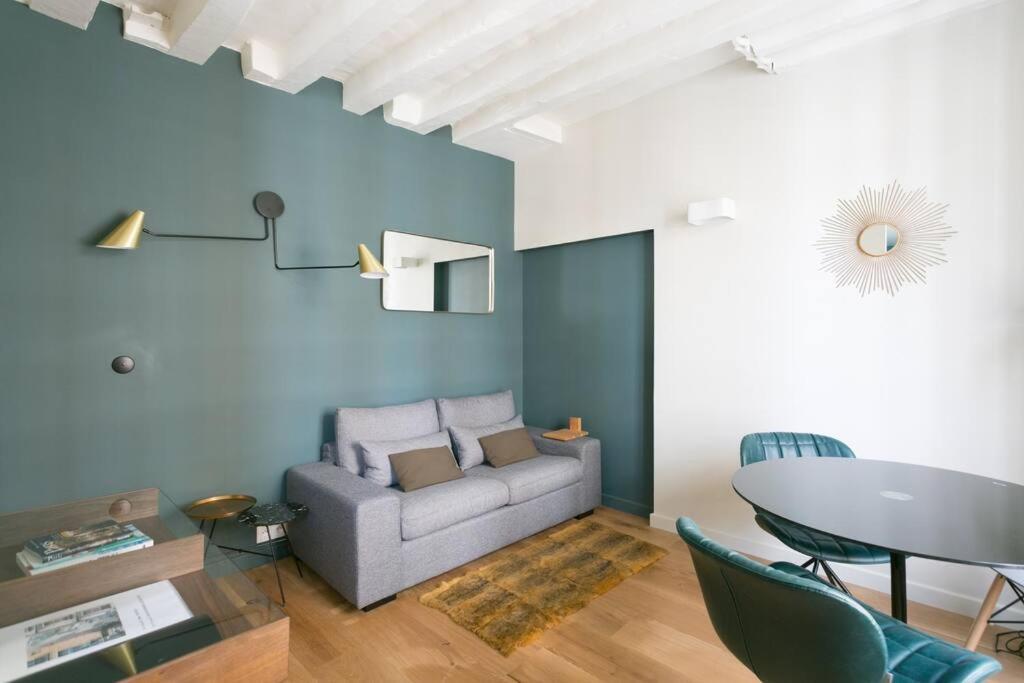 Appartement Romantic Brand New In Paris, Bathroom, Kitchen *