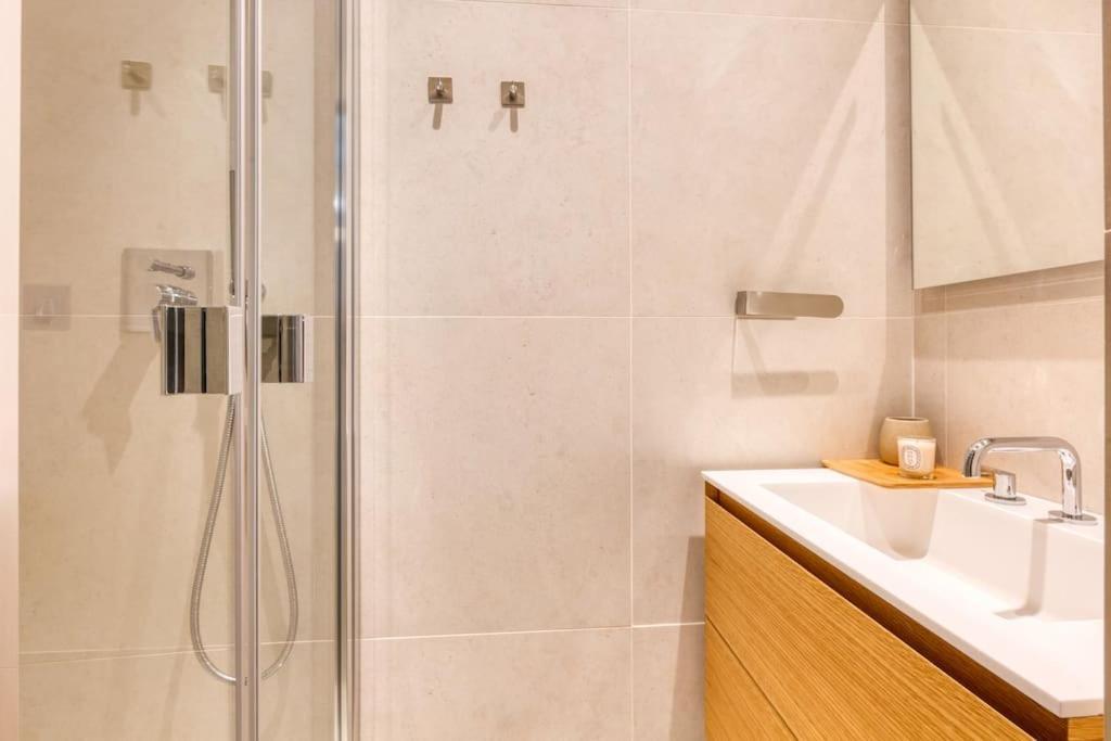 Apartment Cosy Duplex In The Heart Of Beaupassage Paris