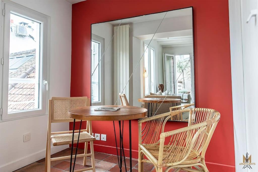 Appartement Montmartre, Patio! Sacre-coeur! Stylish Duplex!