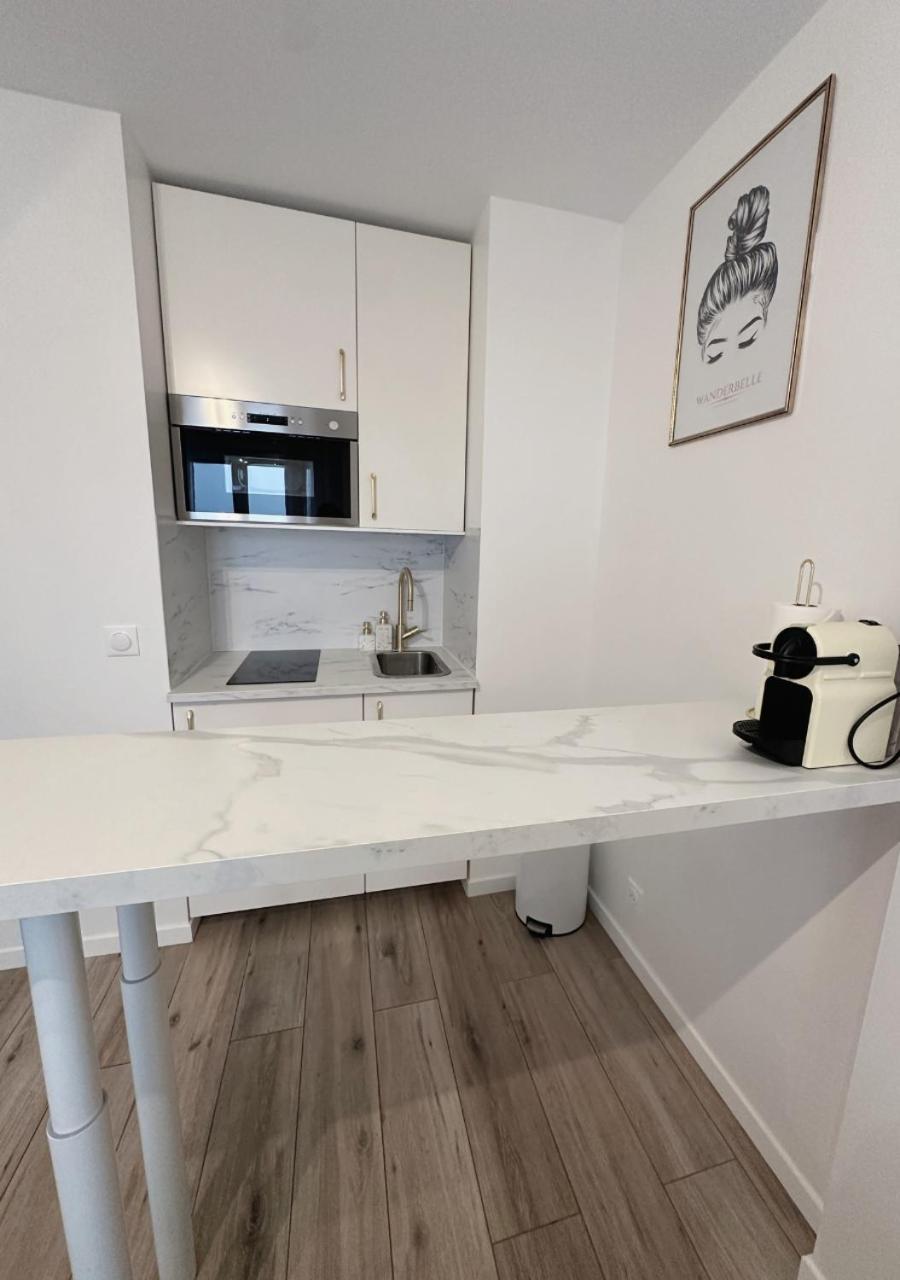 Apartment Avec Balcon