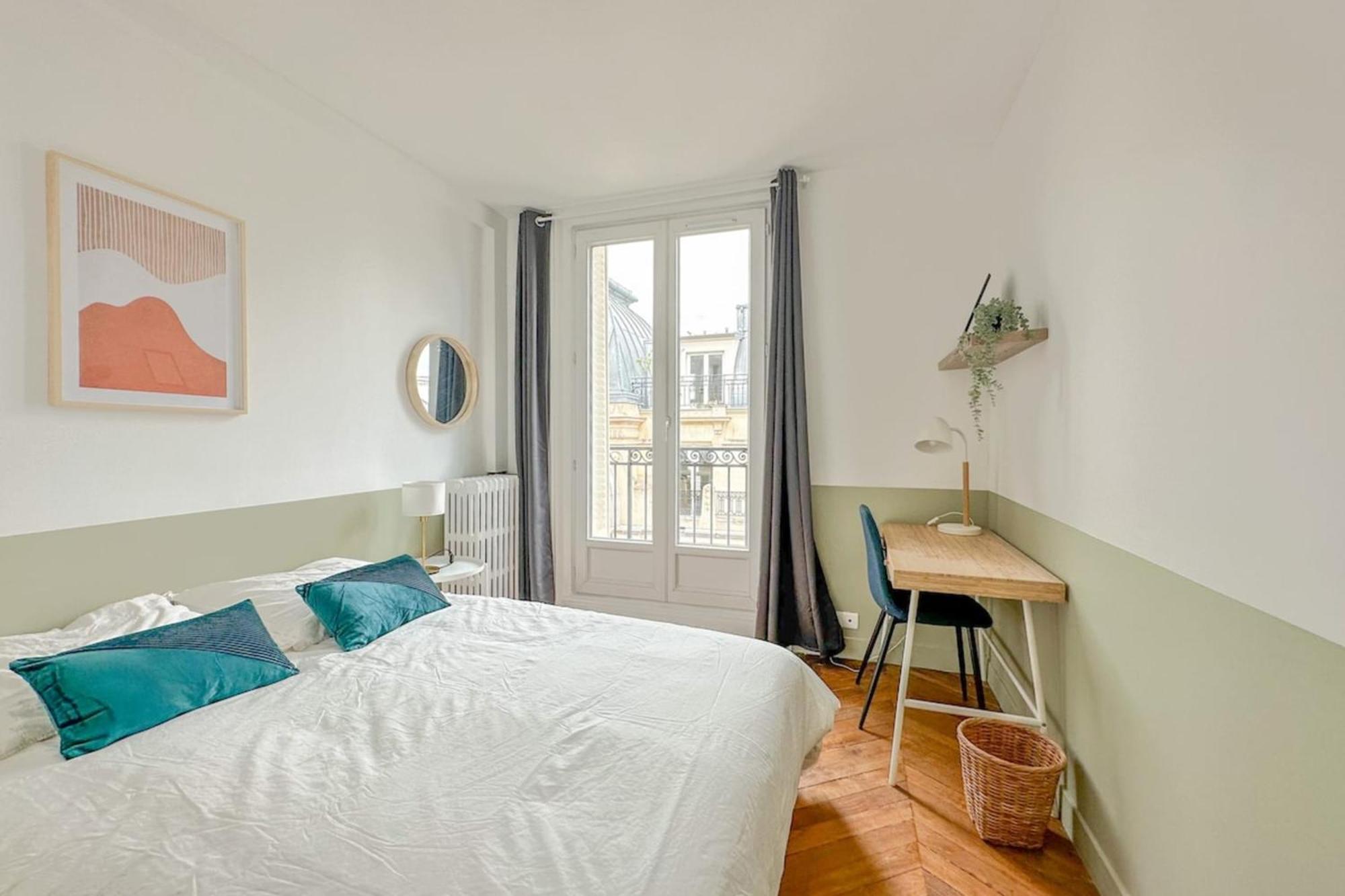 Flexliving - - Septembre * Paris
