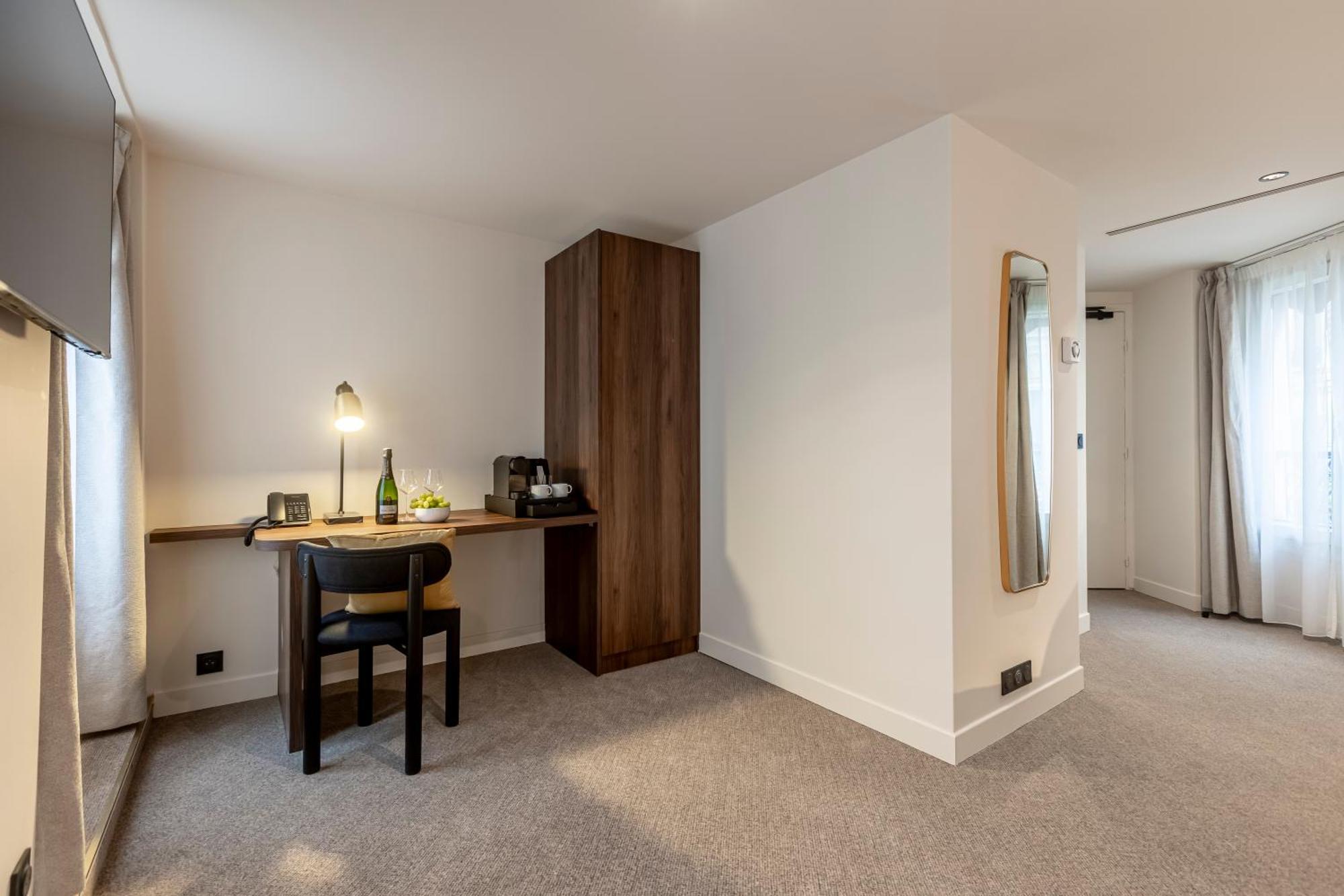 Hotel Le Monsieur By Sweett 4*