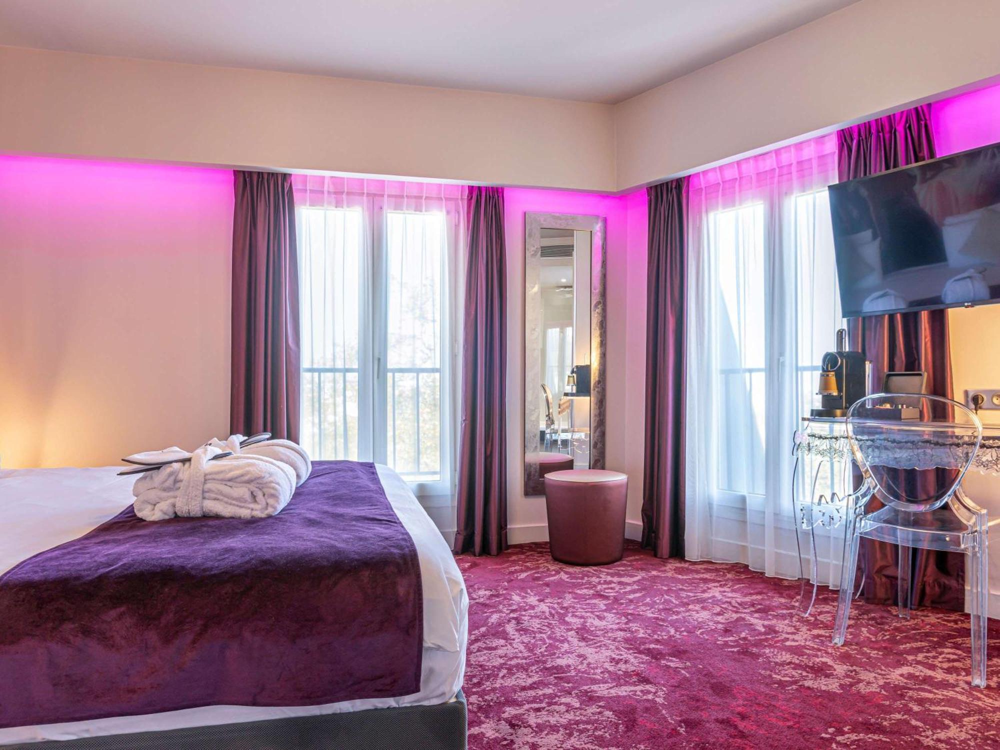 Mercure Place D'italie Hotel