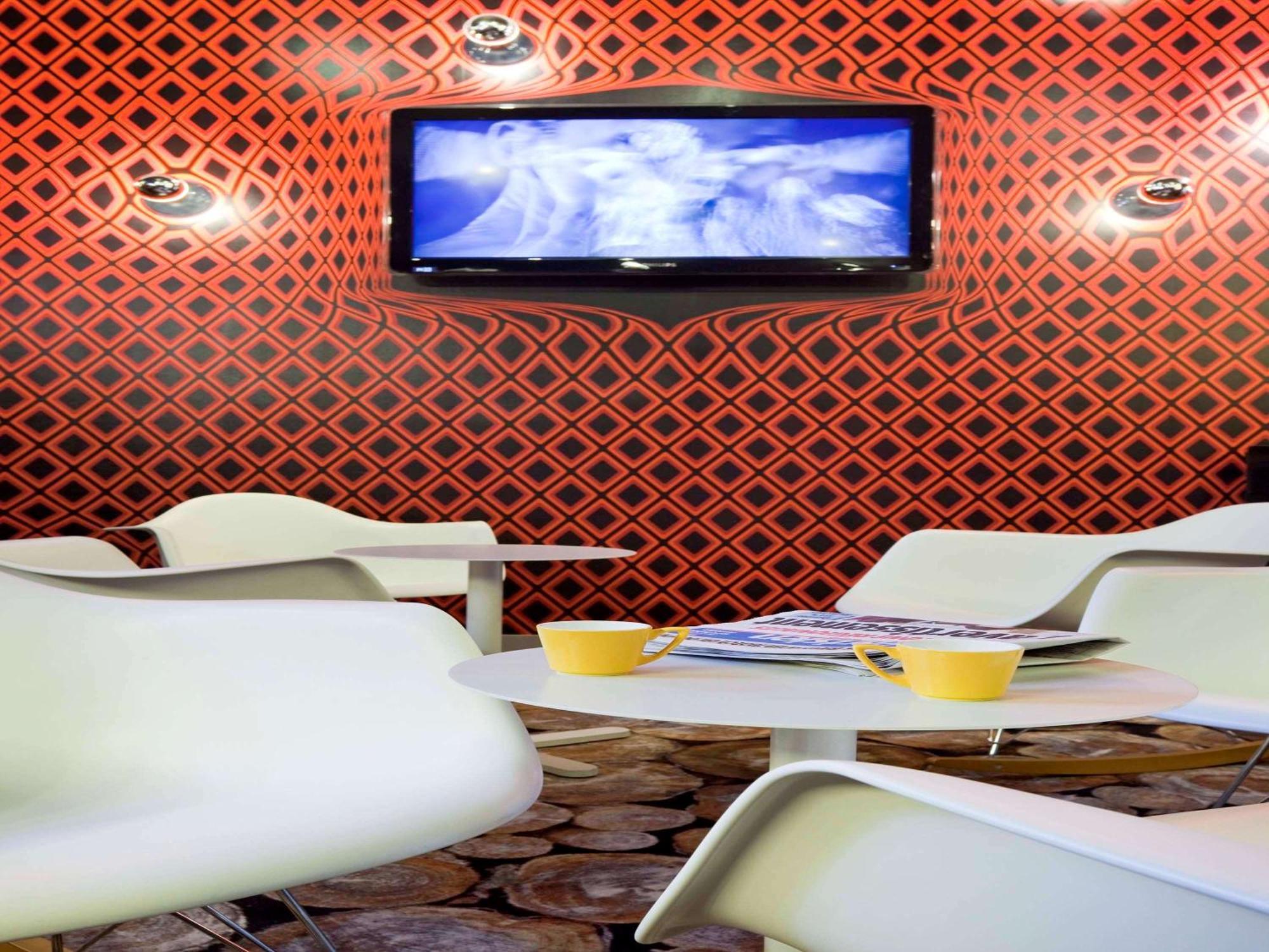Ibis Styles République