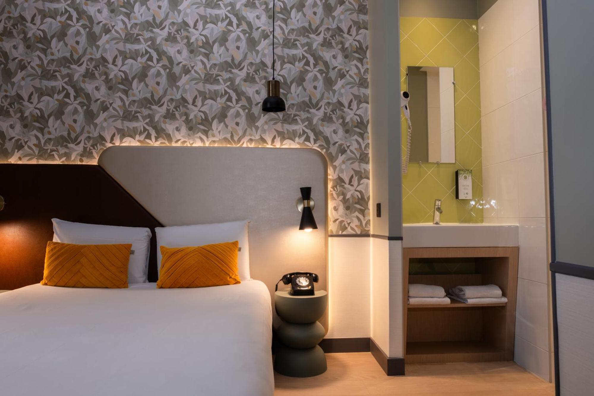 Hotel Kyriad 10 - Canal Saint Martin - République