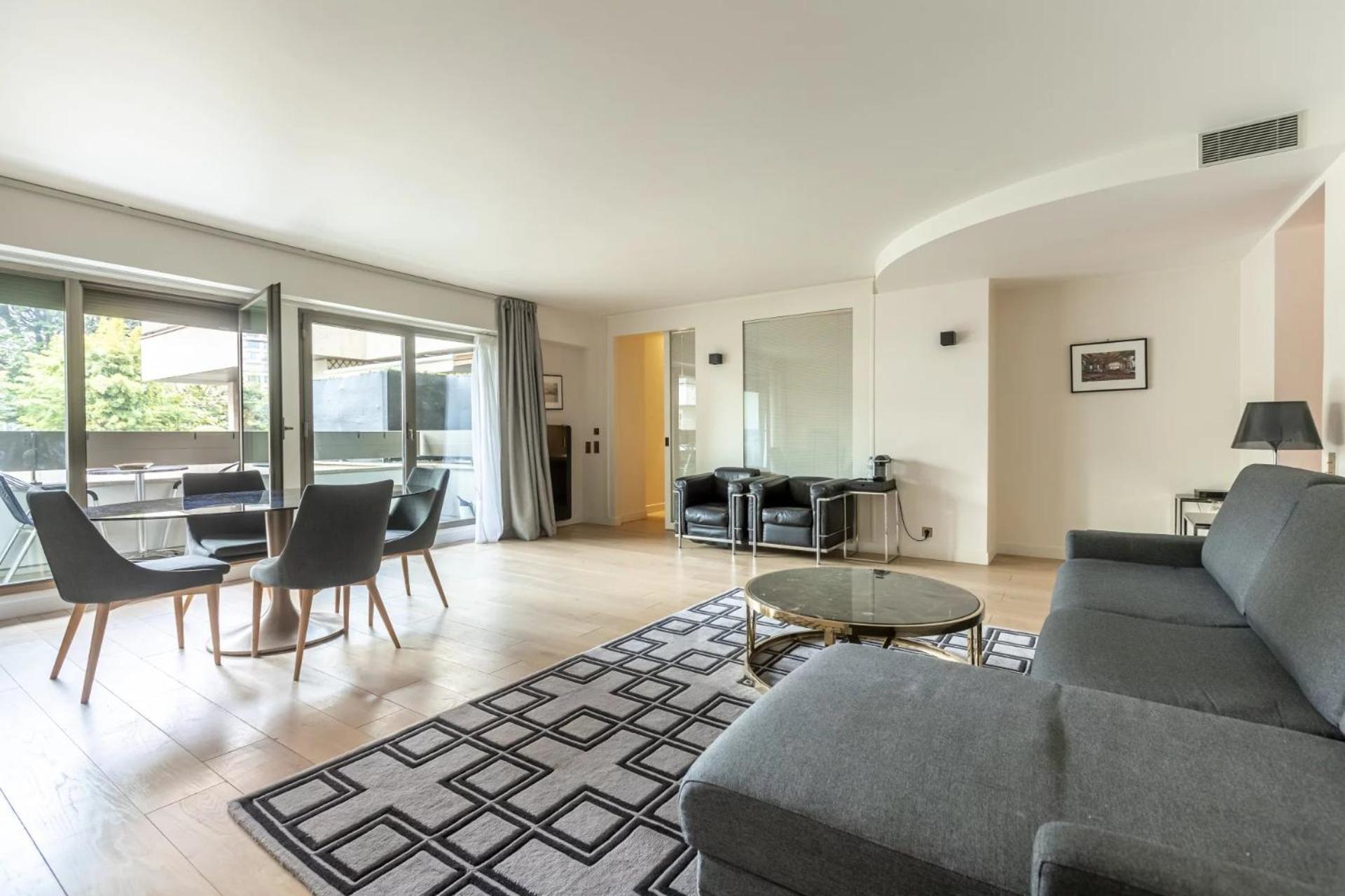 Apartment Foch Triomphe *