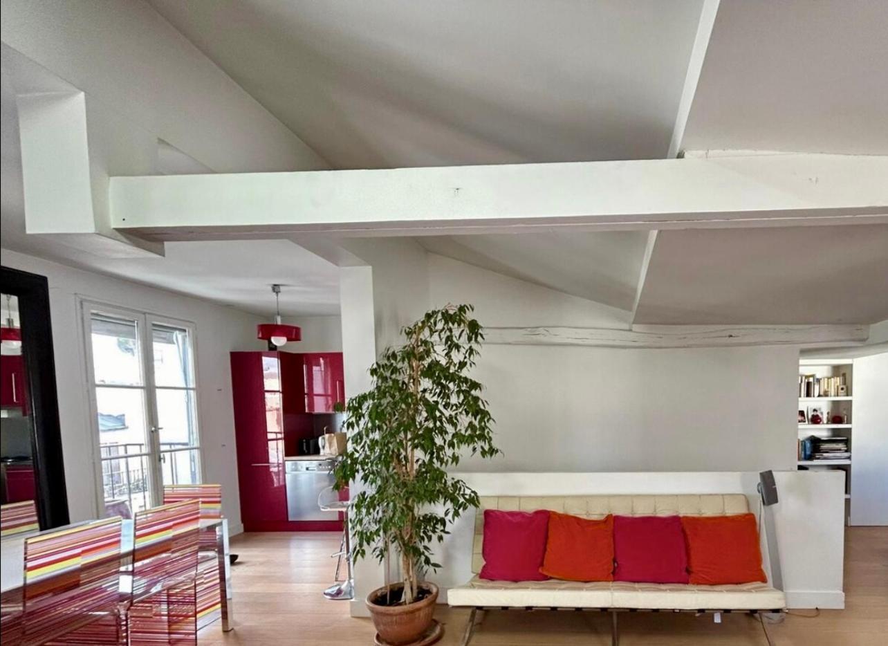 Montorgueil Apartment