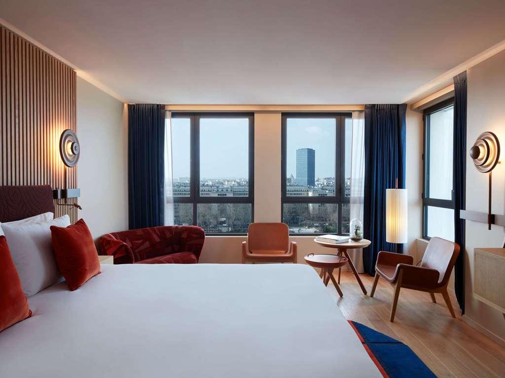 Hotel So/ *