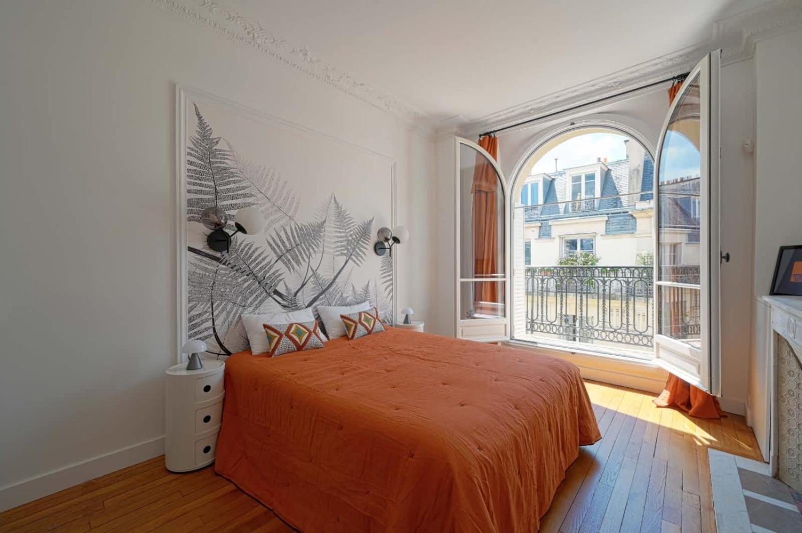 Luxury At Auteuil Apartment Paris