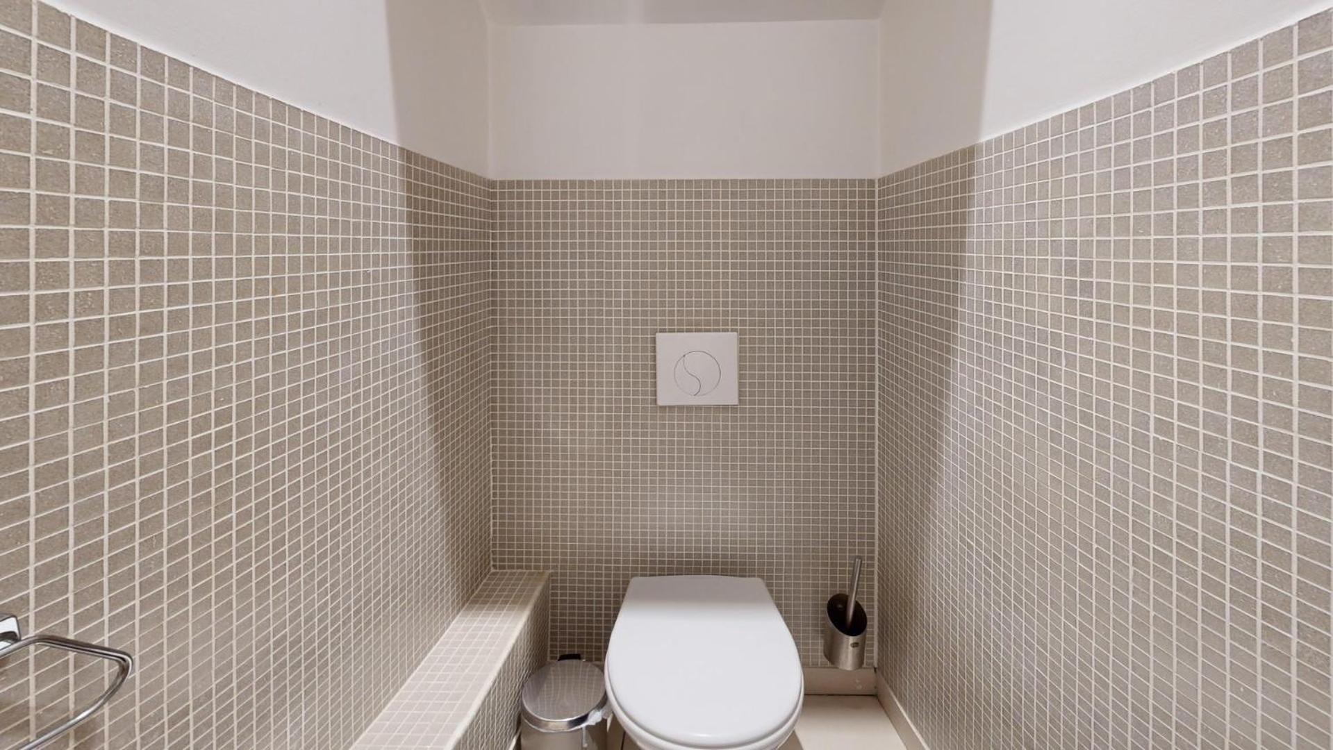 310 Petit Nid Douillet In Paris