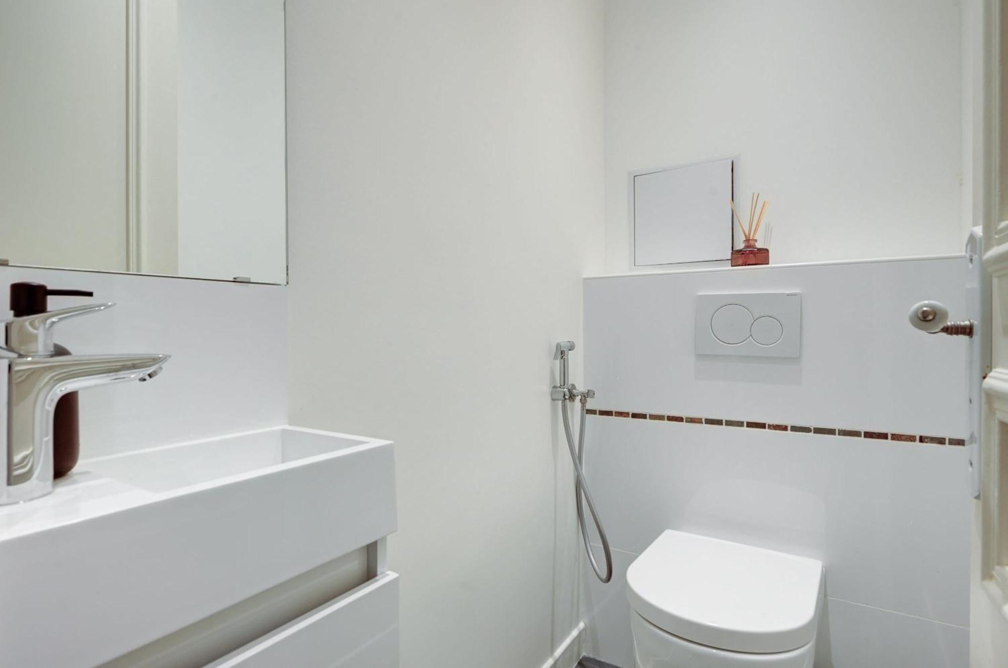 Arc De Triomphe & Theatre Marigny - 3br - Cityapartmentstay Appartement Paris