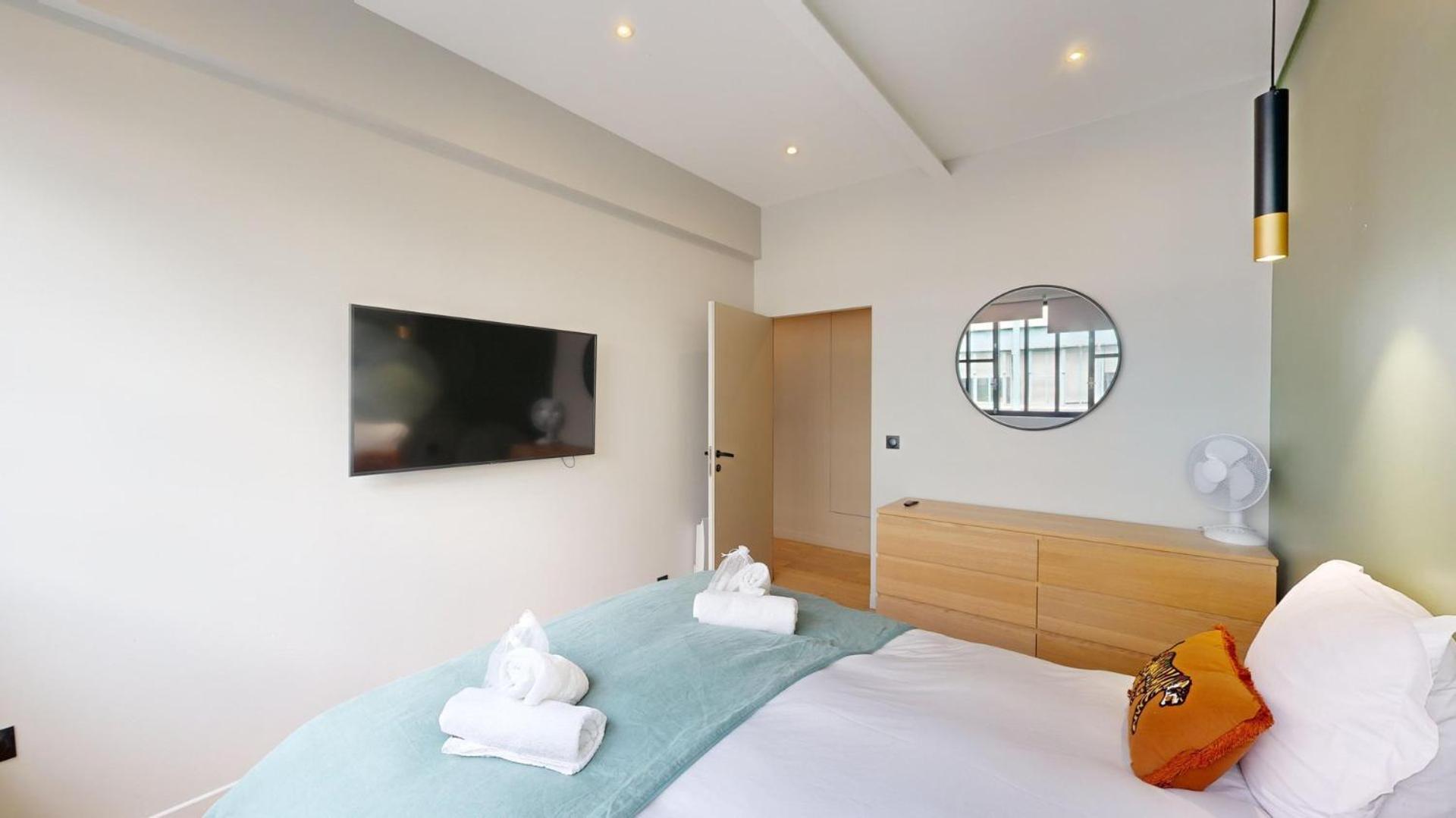 178 Cesar - Superb In *