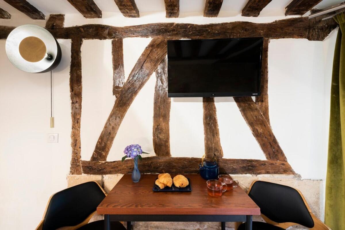 Apartment Charming - Marais Quarter - 6p - 2bdr - Center Of Paris