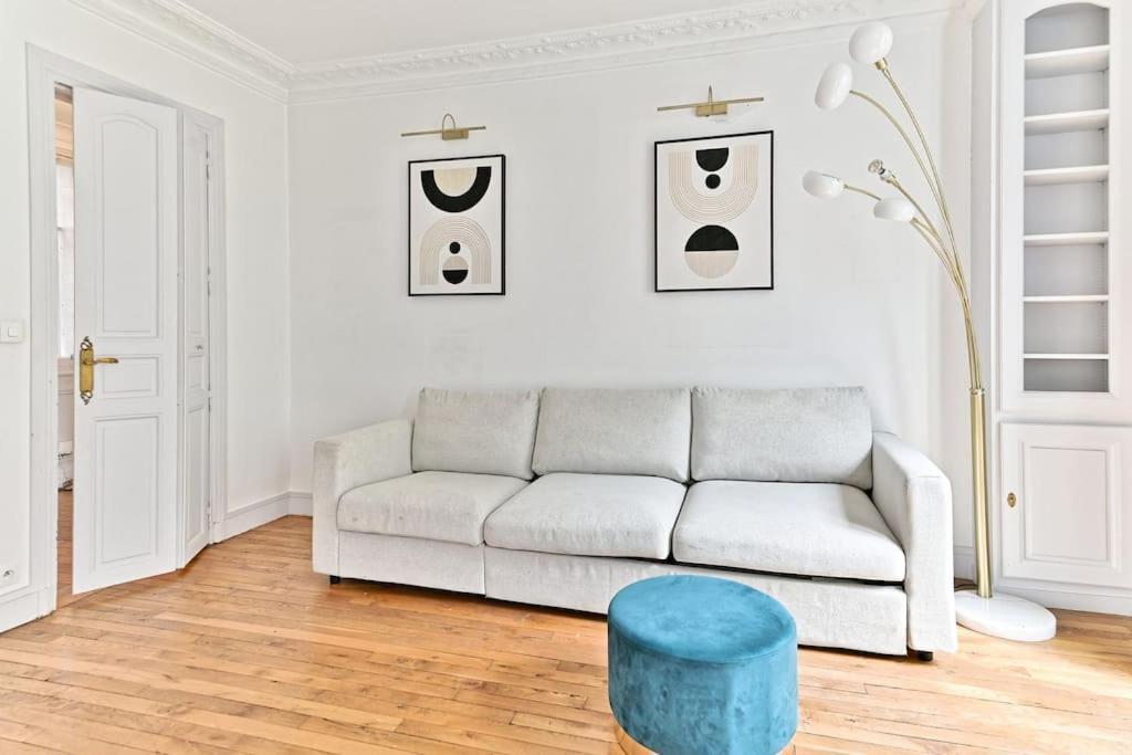 Apartment Haussmannien Lumineux Et Central- Ii *