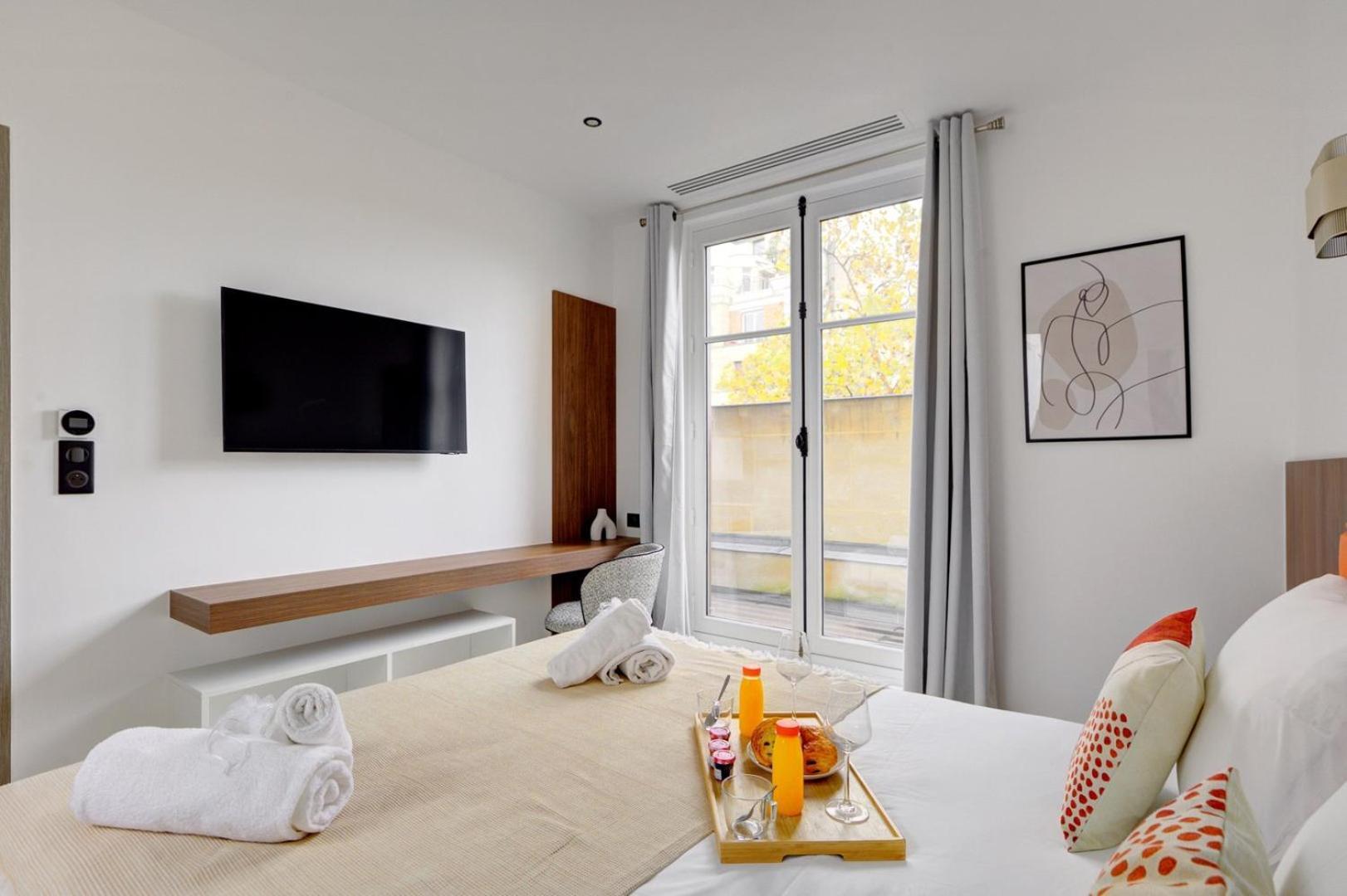 Bluestay 294 - Superbe A 17 * Paris