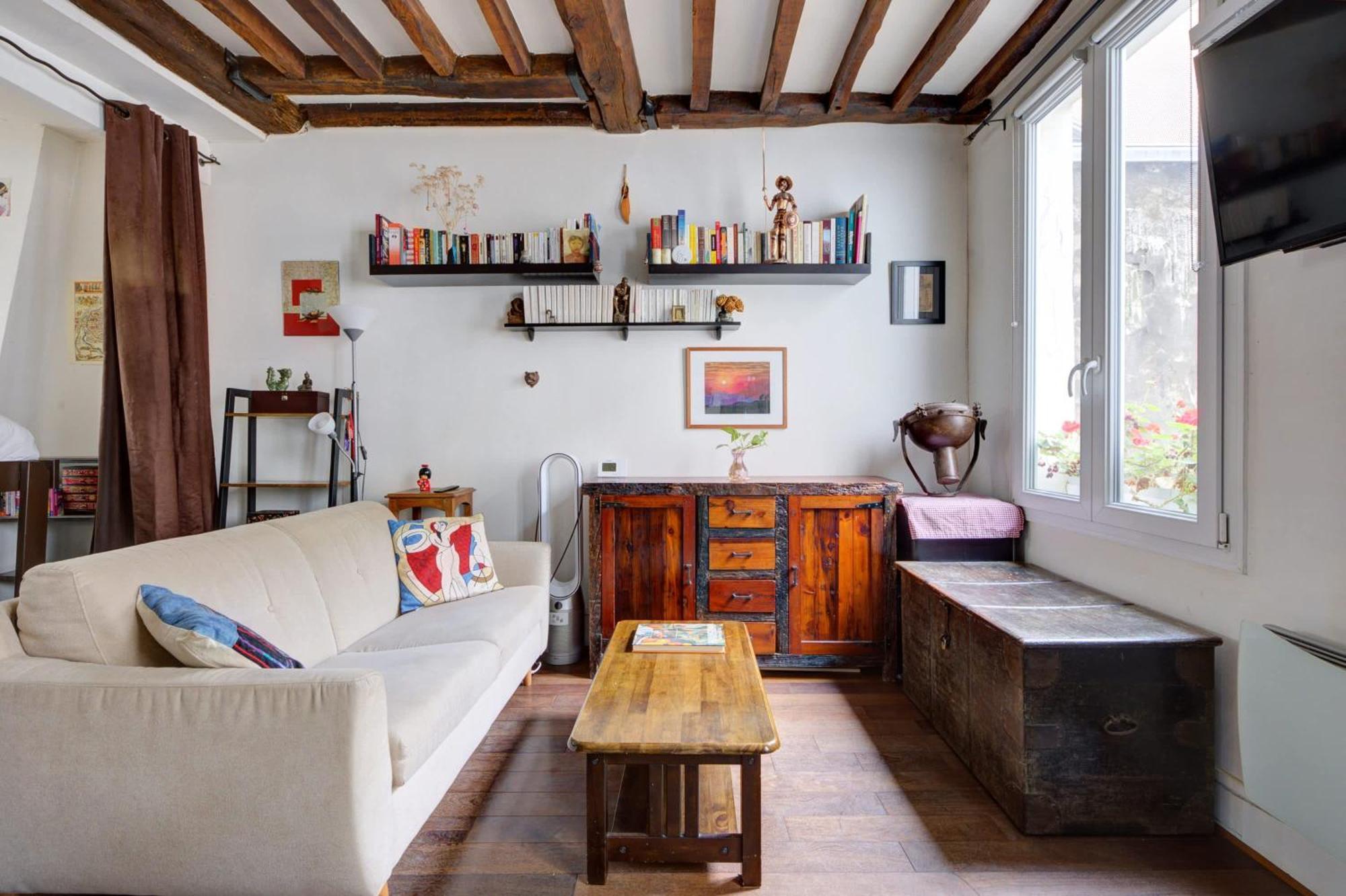 Charming In The Heart Of Le Marais Apartment Paris
