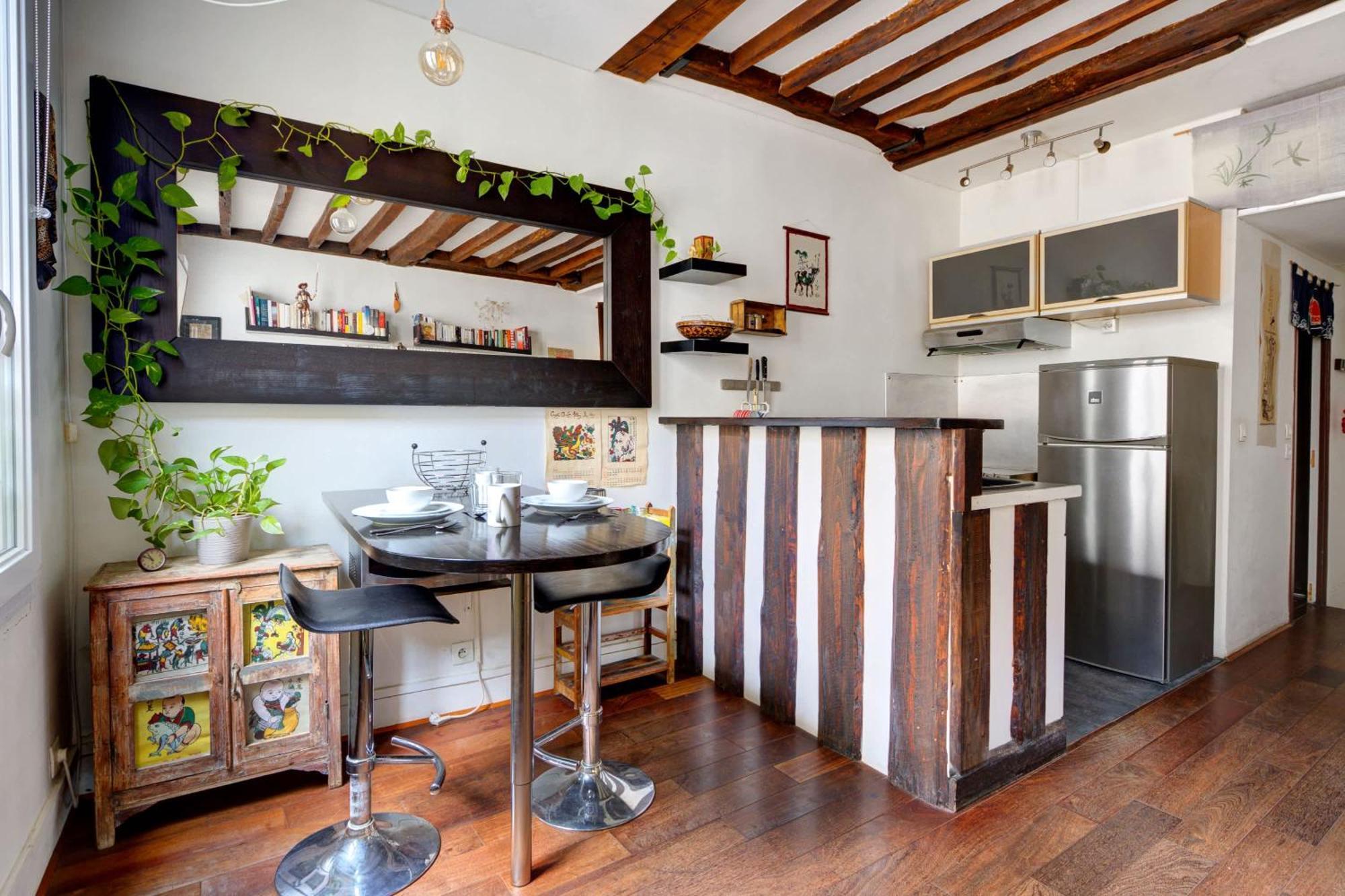 Apartment Charming In The Heart Of Le Marais Paris