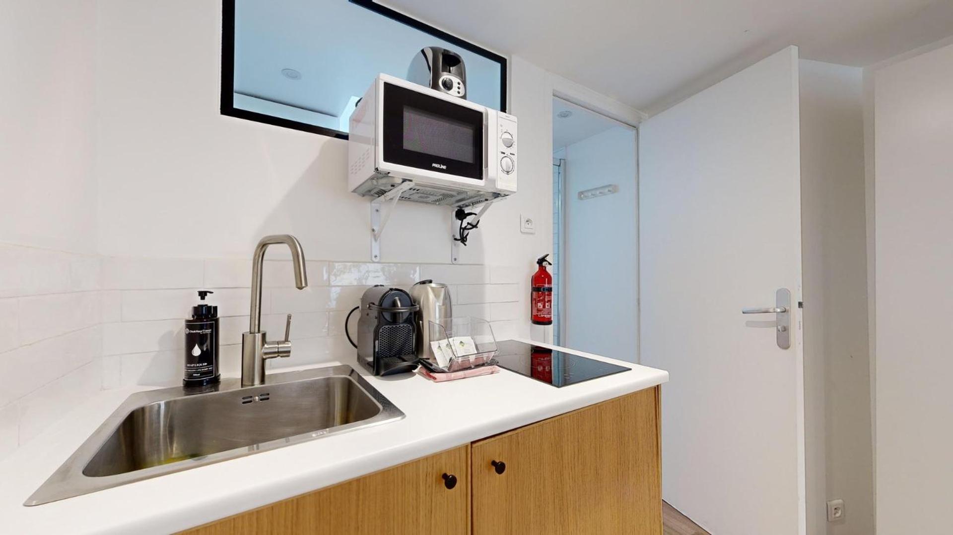 135 Franck - A Apartment *