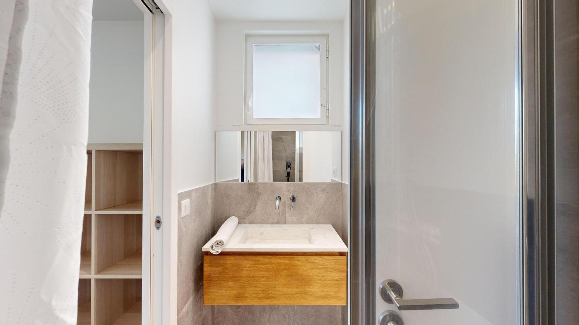155 Georges - Superbe A Paris