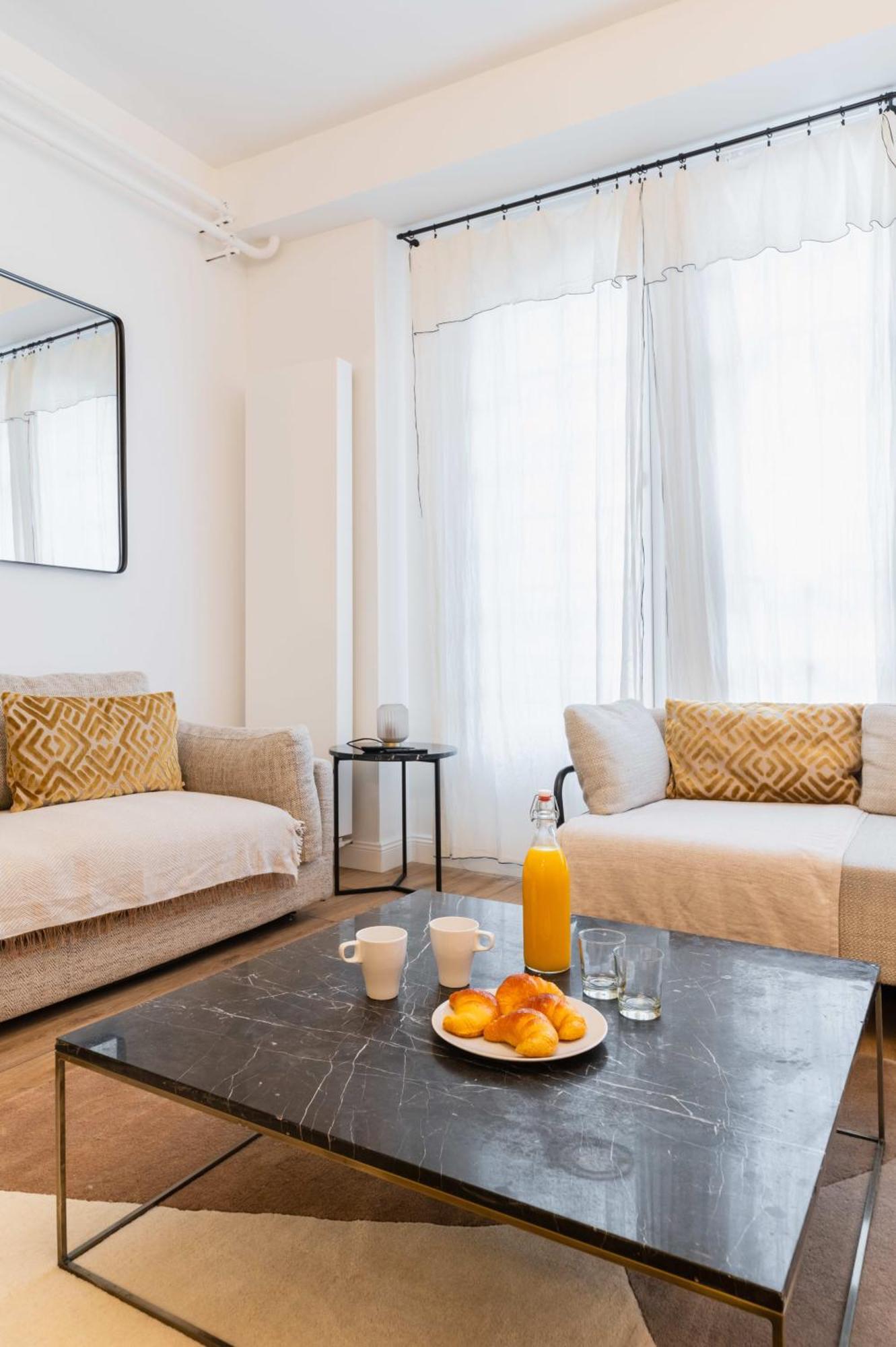 Appartement Equipe Proche Sacre Coeur - 4p - Flat-guest Paris