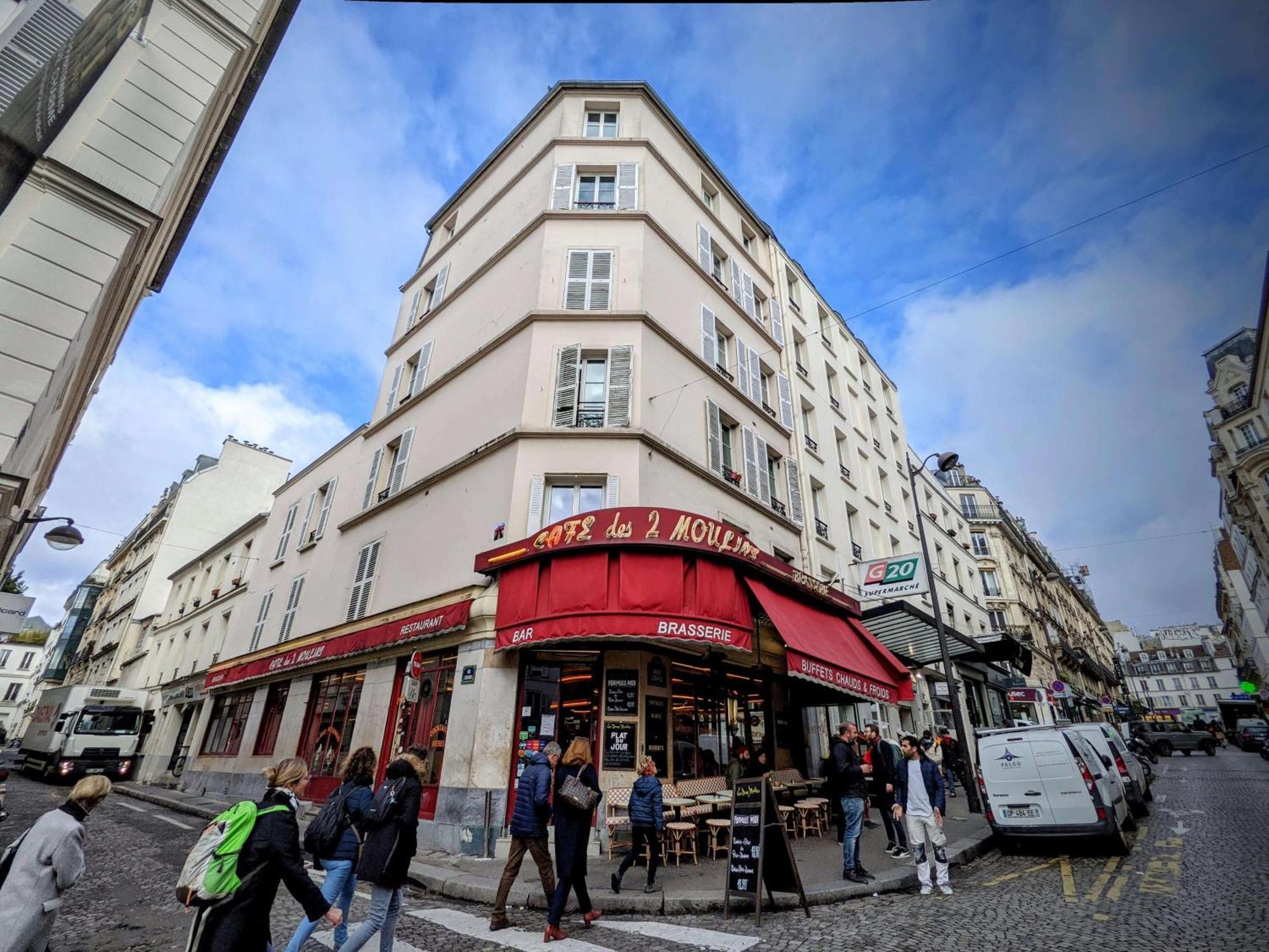Fully Renovated In Montmartre Paris