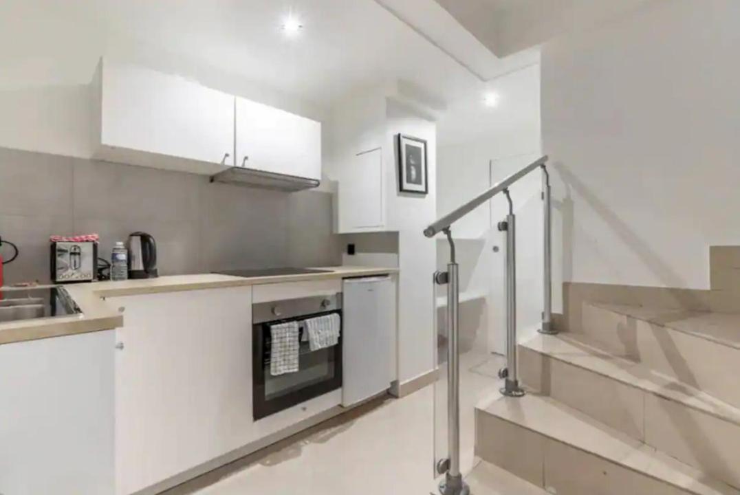 Appartement Magnifique Avec Sauna Et Jacuzzi Paris