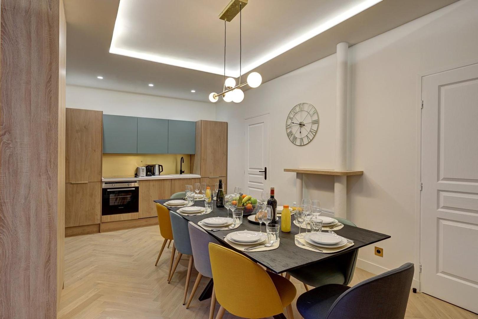 Bluestay 174 - Superb In * Paris