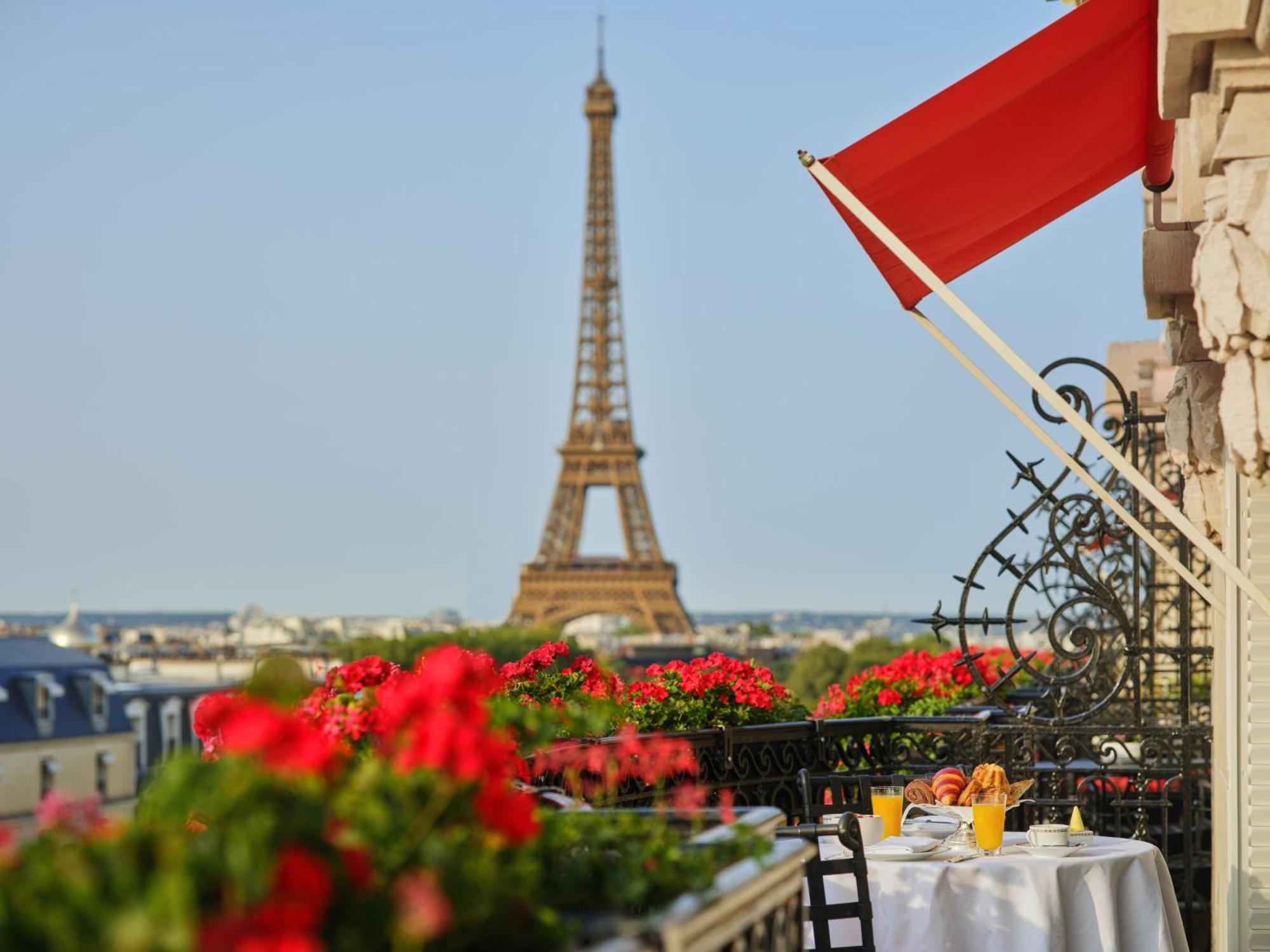 Plaza Athénée - Dorchester Collection Paris