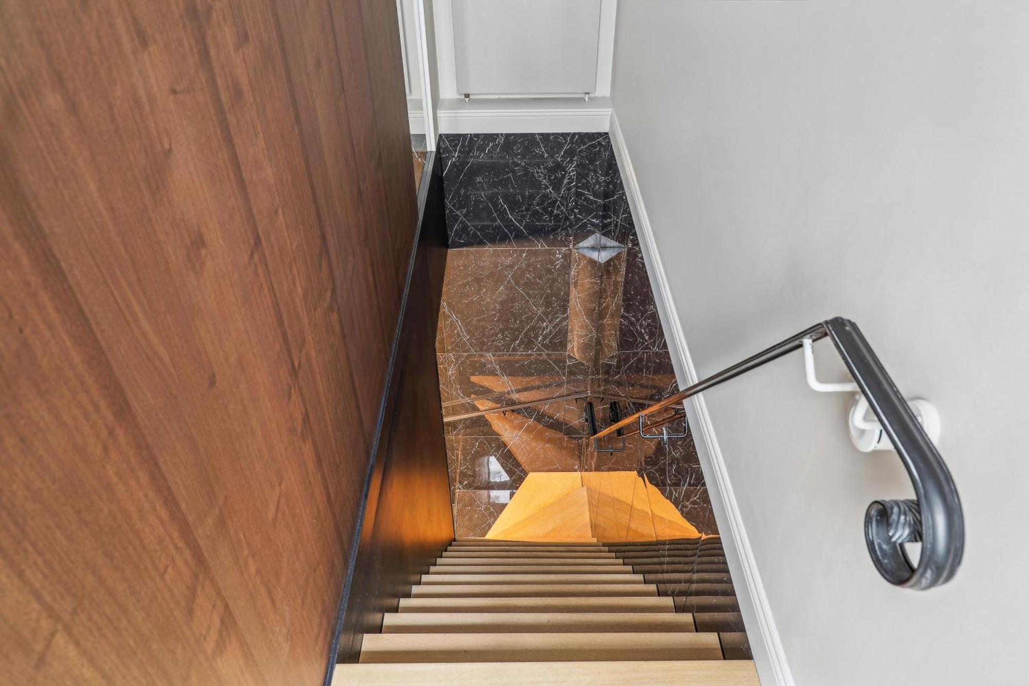 Modern - 2p - Parc Monceau Apartment Paris