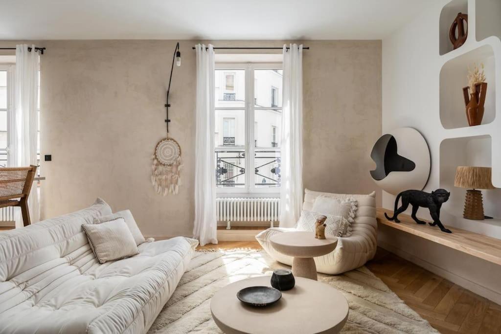Amazing Flat In An Amazing Montmartre Street Paris