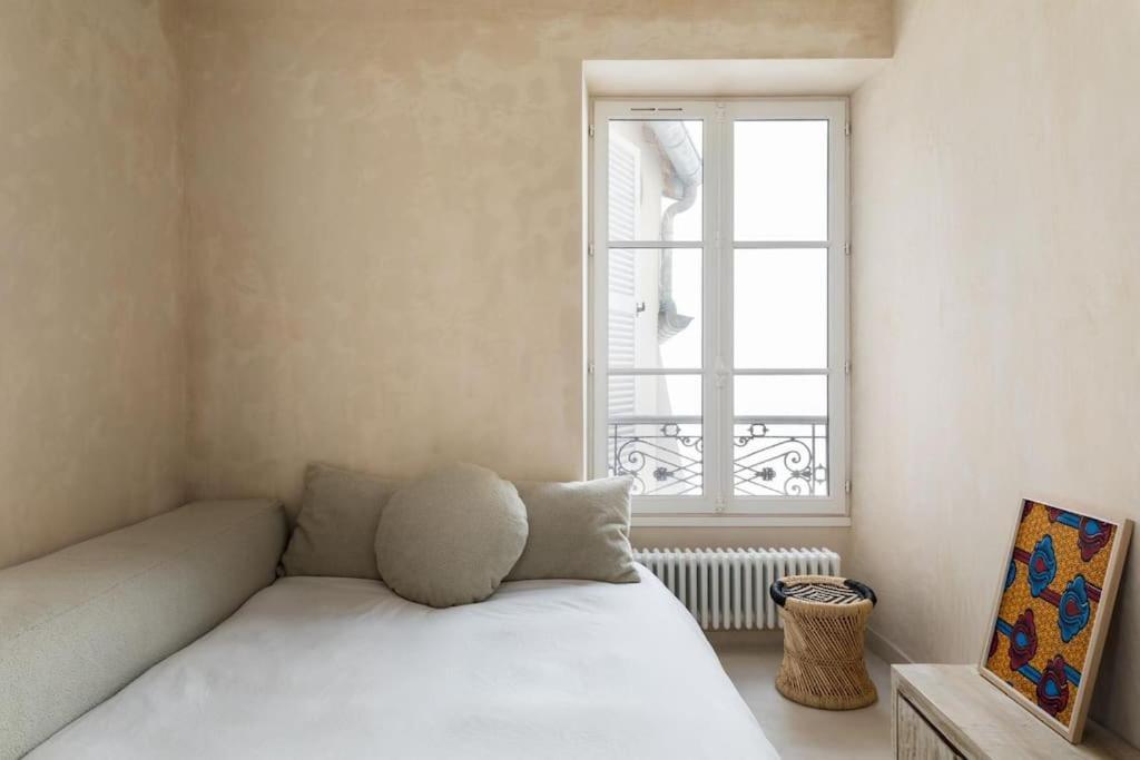 Apartment Amazing Flat In An Amazing Montmartre Street
