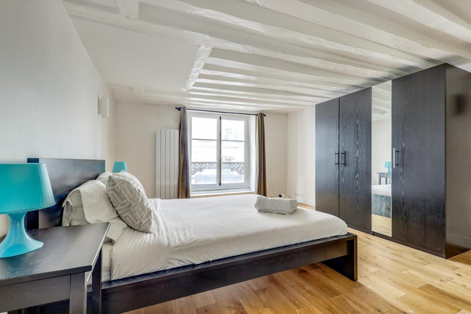 Le Lotus - Spacious & - Opera Apartment