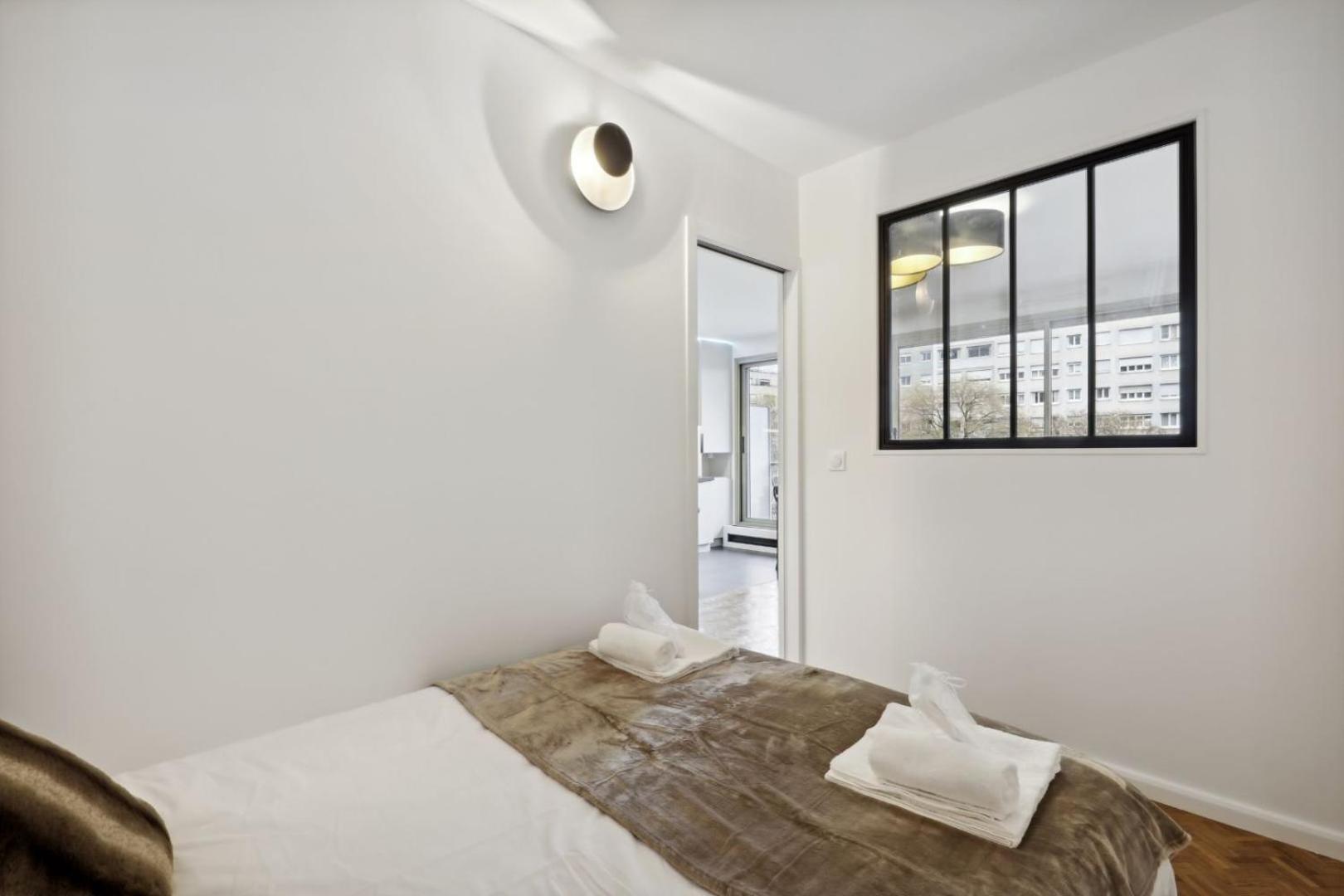 520 Patsy - Superbe A * Paris