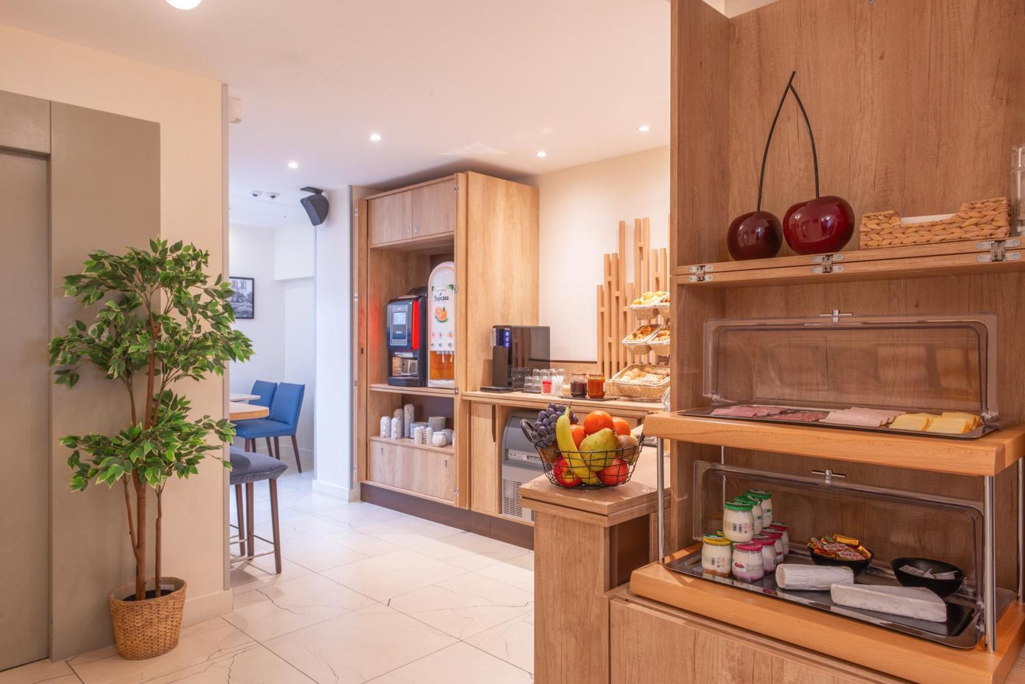 Hotel Helussi 3*
