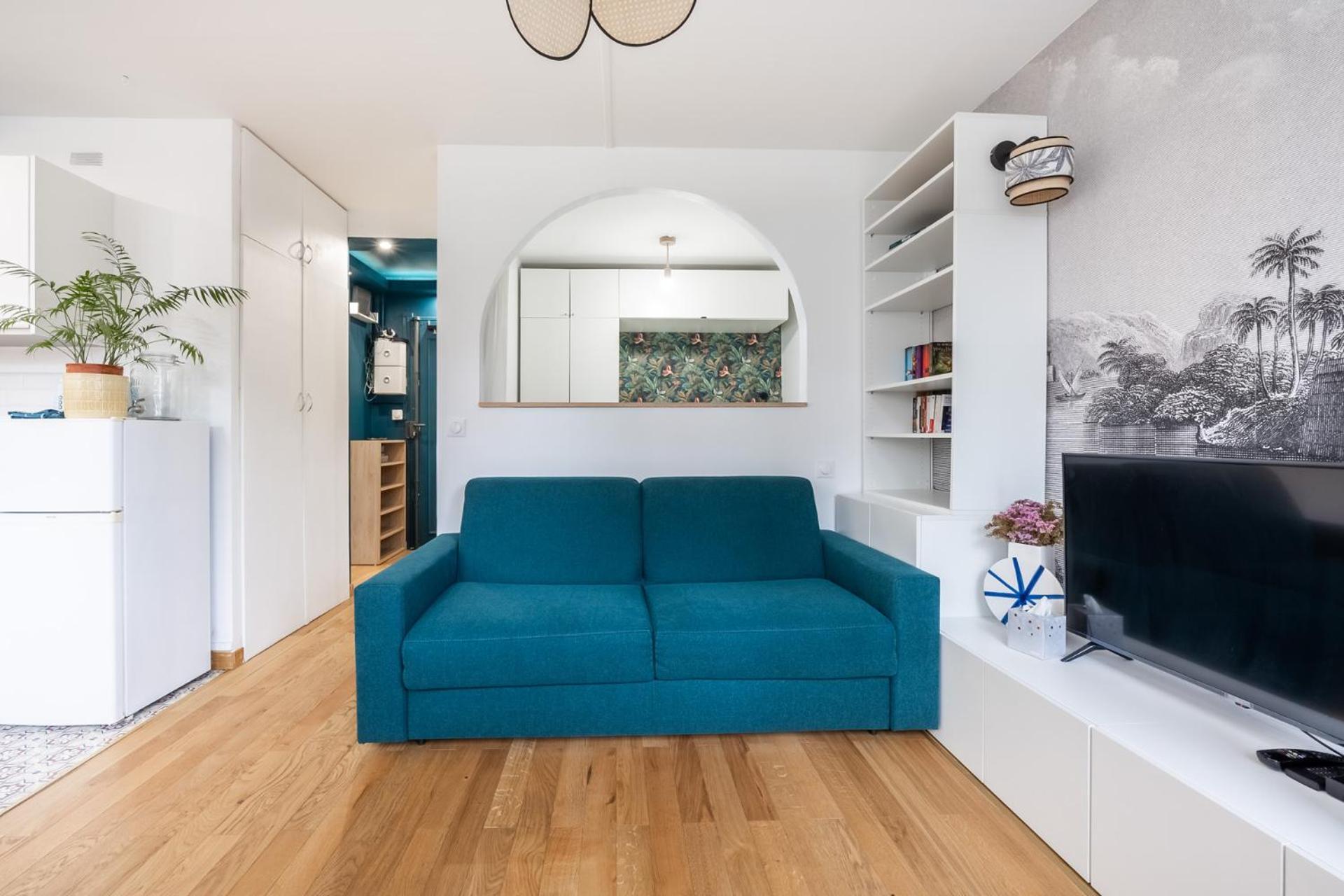 Charming Parisian Away From In The Heart Of Apartment *