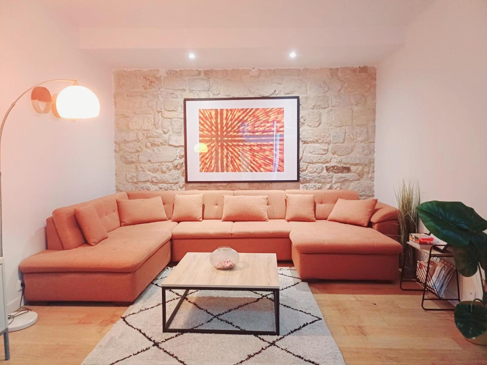 Apartment Loft Familial Au Coeur De Avec Clim, Arcade Et Baby-foot Proche Republique Et Canal St Martin Paris