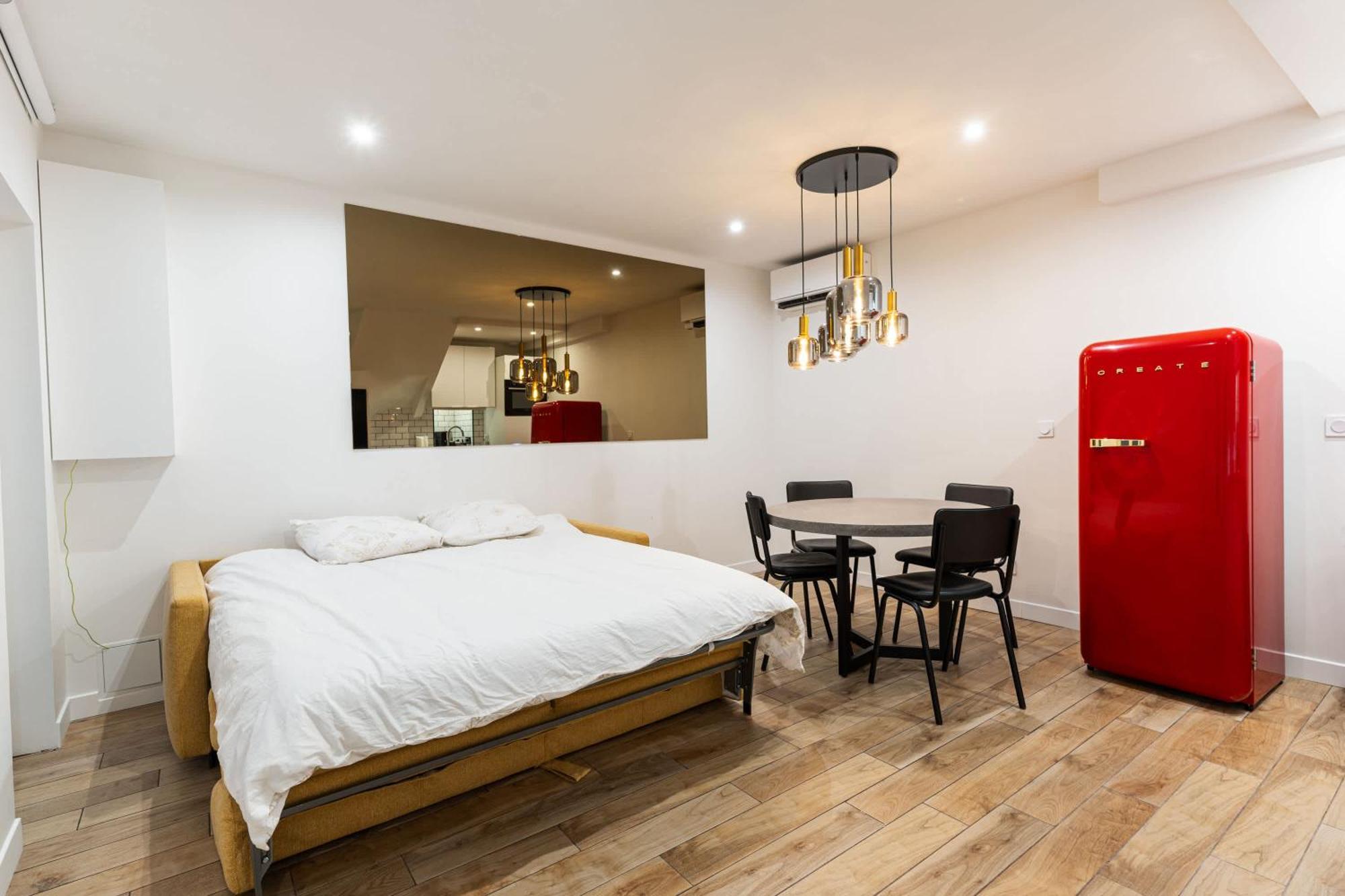 Town House Nation, Bastille, Ac By Lcc Agency * Paris