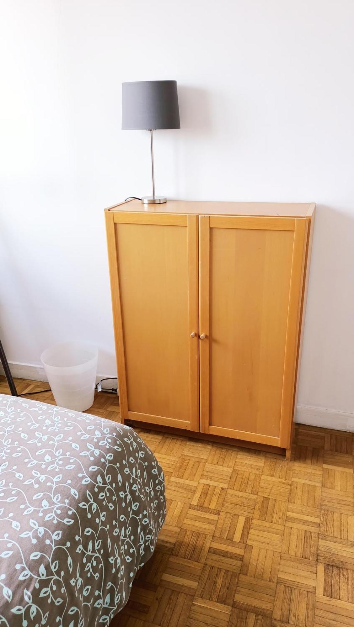 Quiet Bedroom, Comfy King Size Bed, Shared Bathroom, Center * Paris