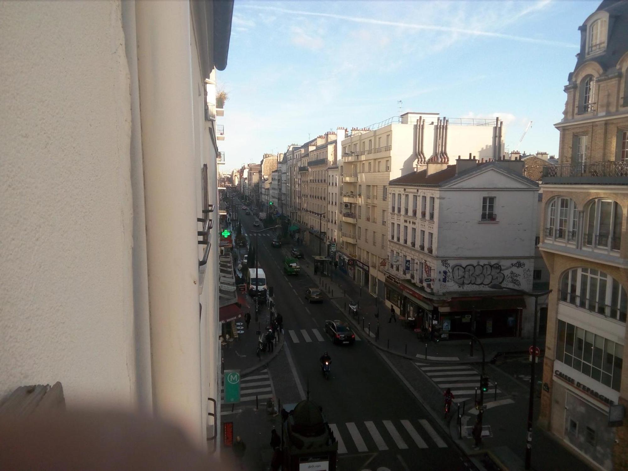 5 Personne Salon Proche Centre Apartment